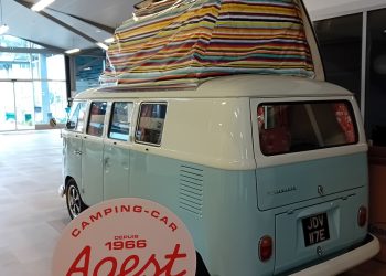 0000013535_van_volkswagen_t1_split_screen_volkswagen_1776cc_19761