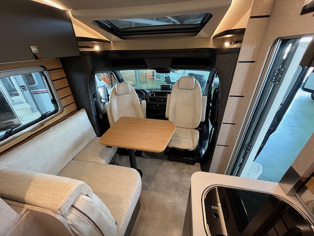 CAMPING CAR HYMER ML T580 4X4