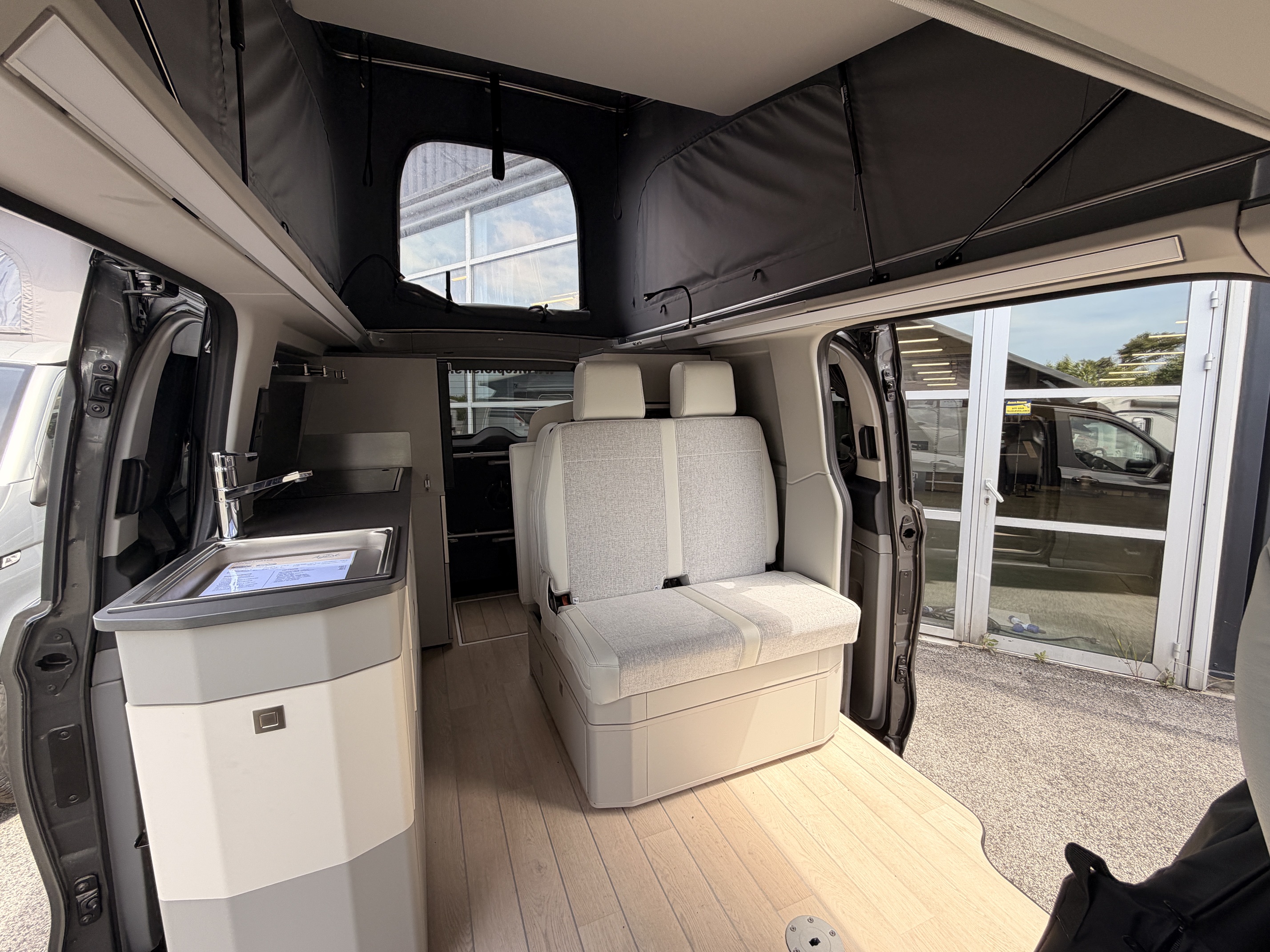 VAN WESTFALIA KELSEY