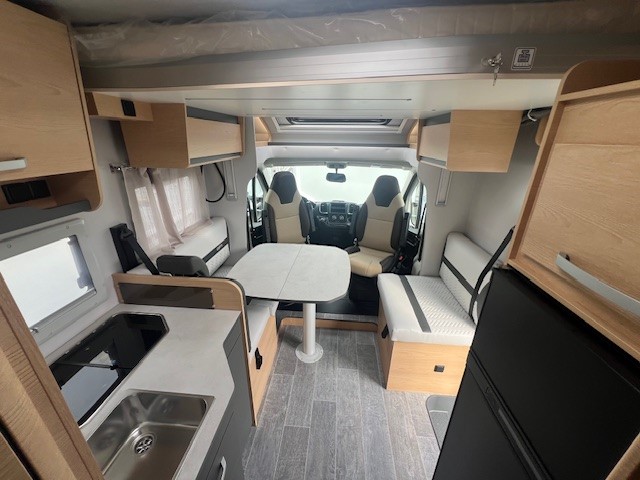 CAMPING CAR GIOTTI LINE SIENA 397
