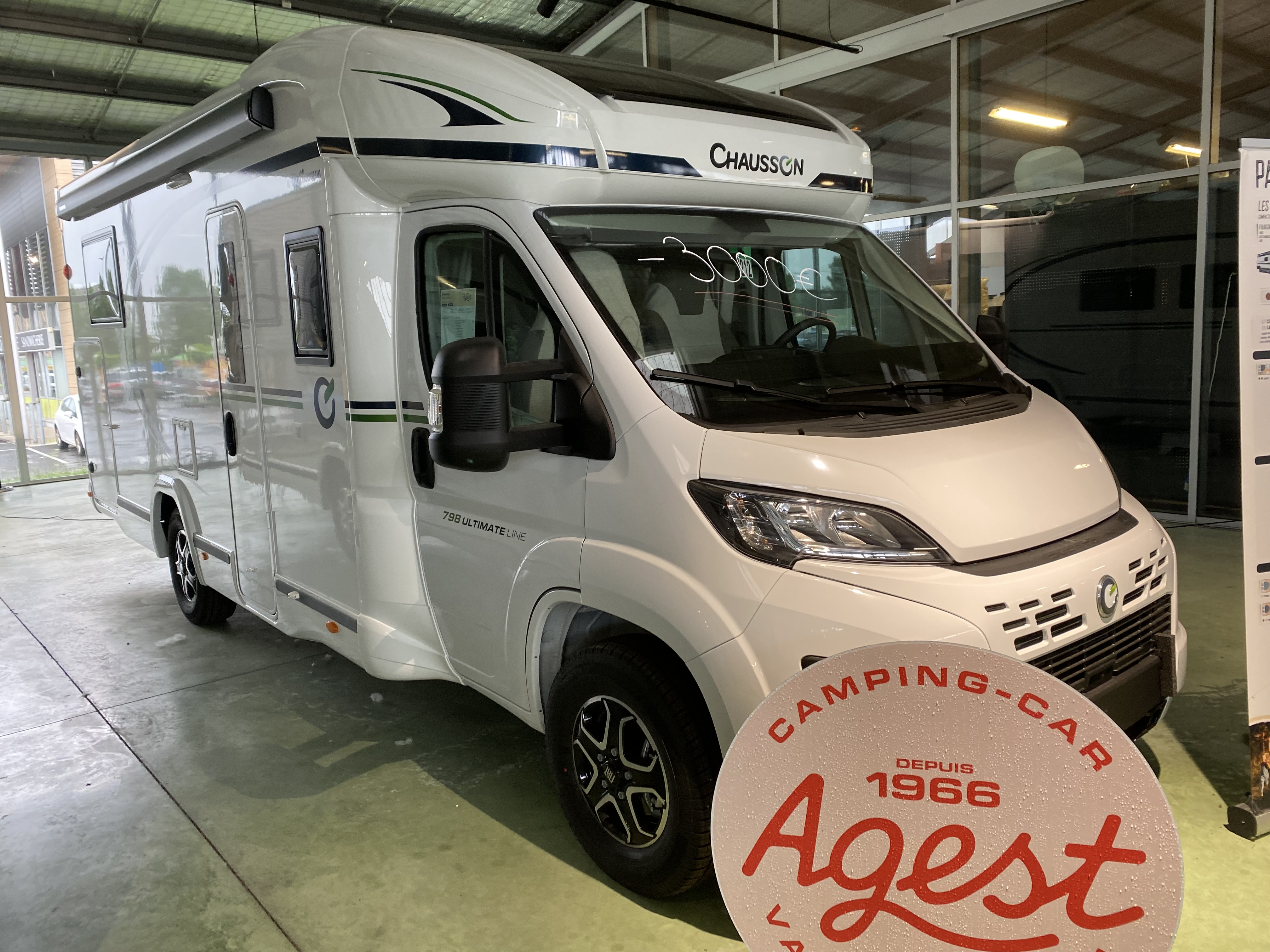 CAMPING CAR CHAUSSON 798 ULTIMATE