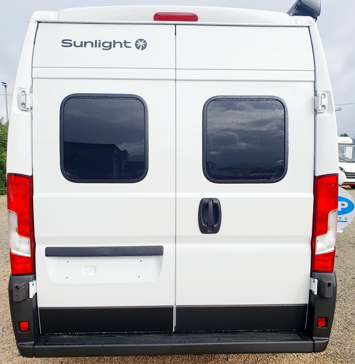 FOURGON SUNLIGHT CLIFF 600 X