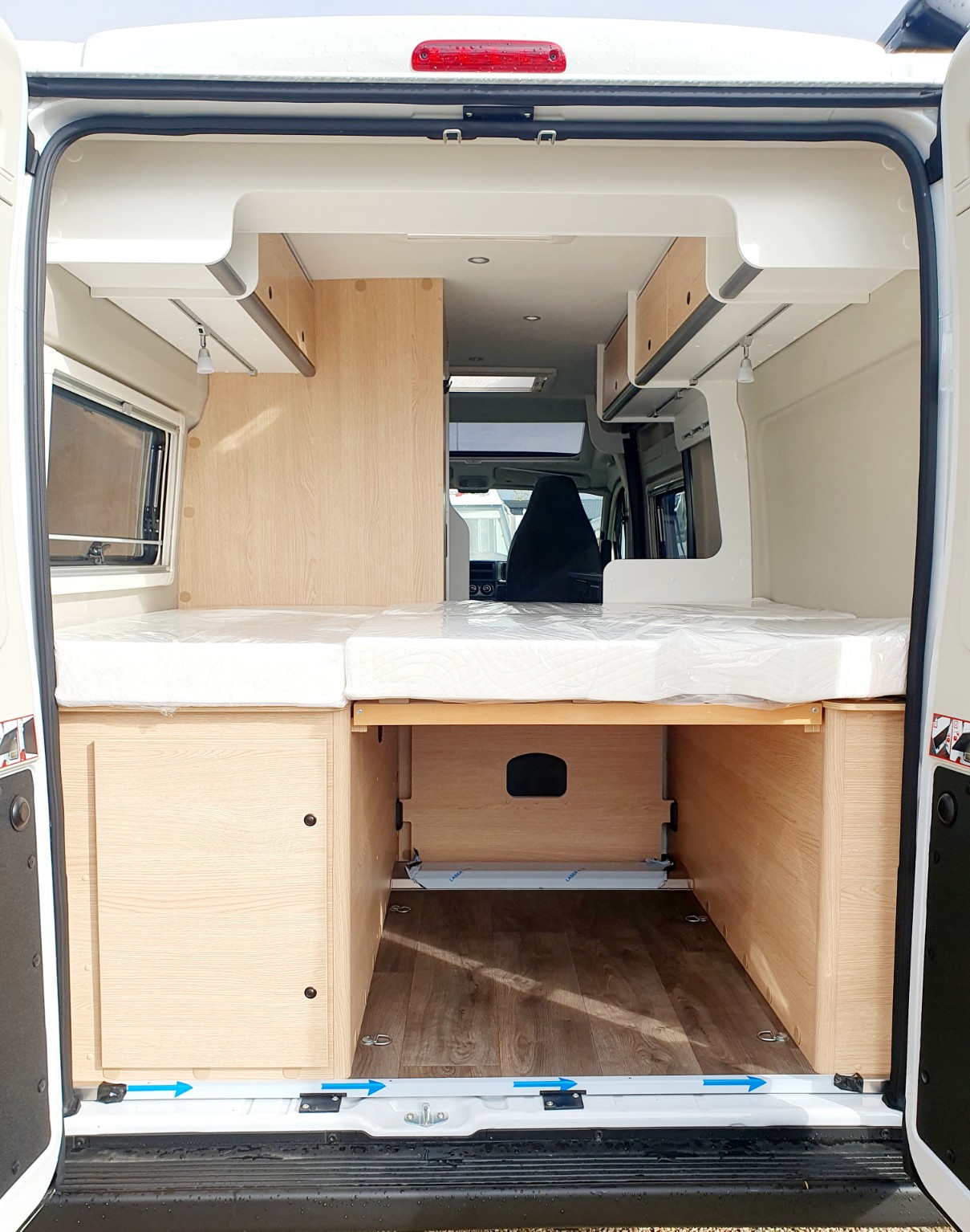 FOURGON SUNLIGHT CLIFF 600 X