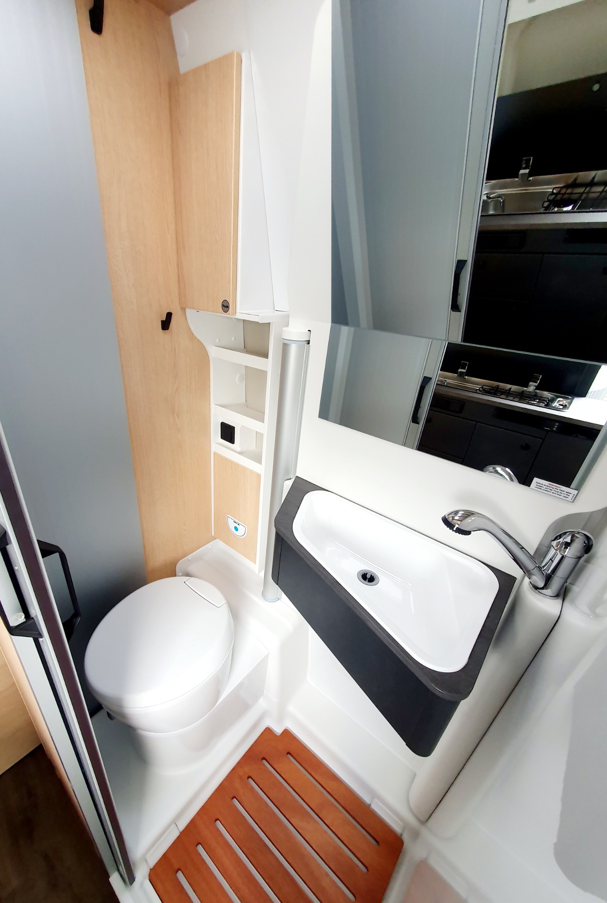 FOURGON SUNLIGHT CLIFF 600 X