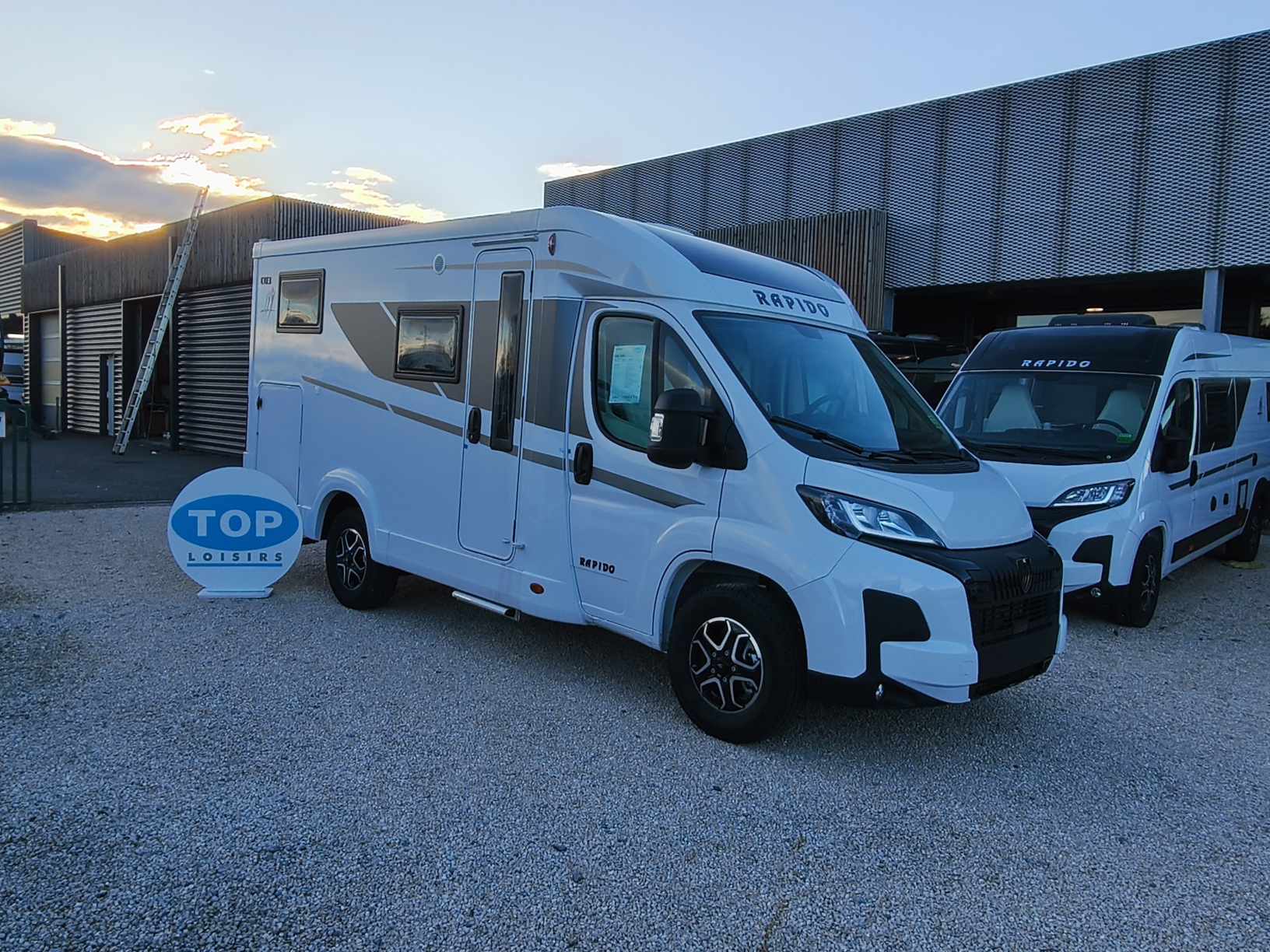 CAMPING CAR RAPIDO C 03