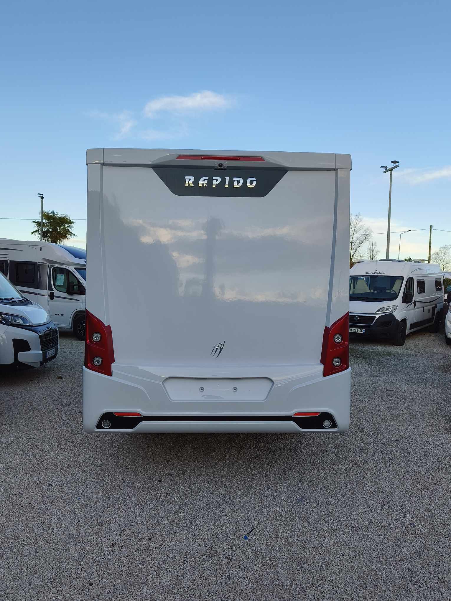 CAMPING CAR RAPIDO C 03