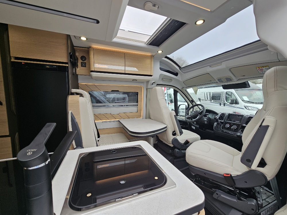 FOURGON CAMPEREVE MAGELLAN 643 SAPHIR