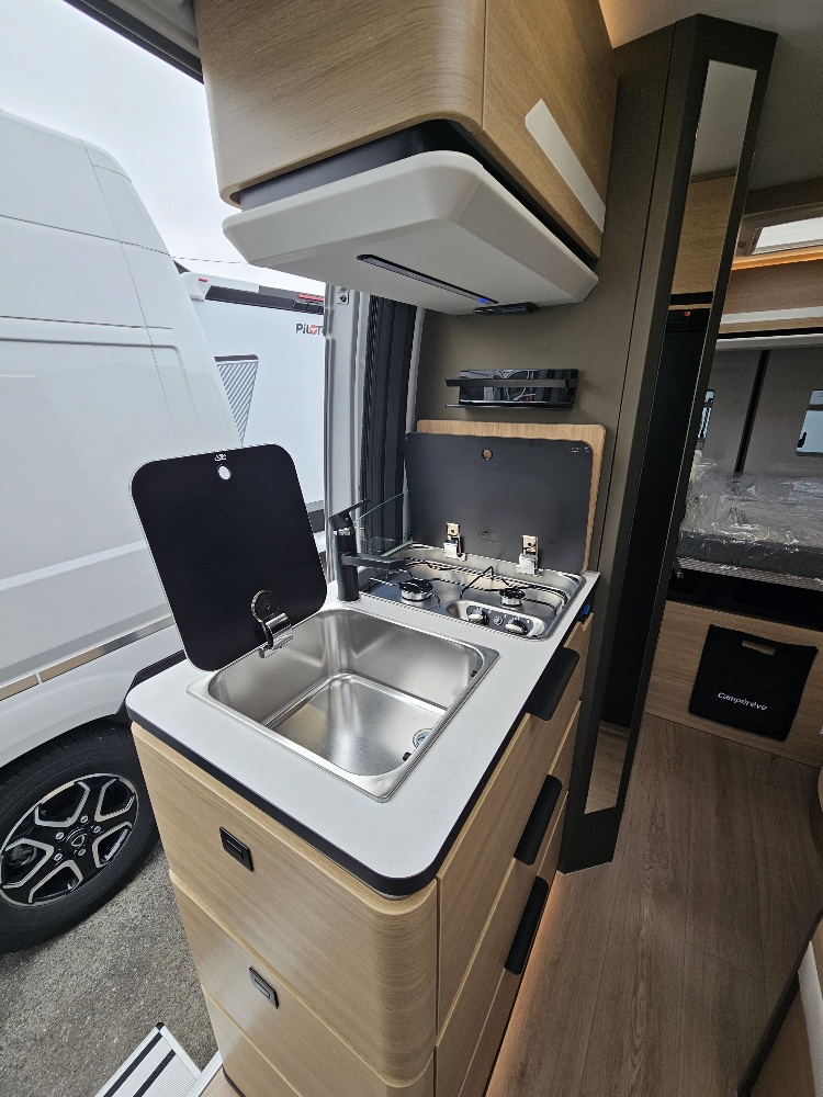 FOURGON CAMPEREVE MAGELLAN 643 SAPHIR