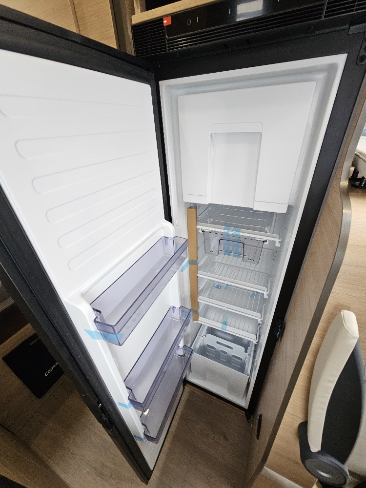 FOURGON CAMPEREVE MAGELLAN 643 SAPHIR