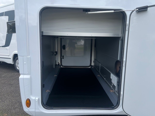 CAMPING CAR RAPIDO 8096 DF