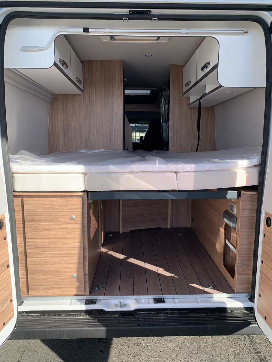 FOURGON WEINSBERG CARABUS 600MQ [FIRE]