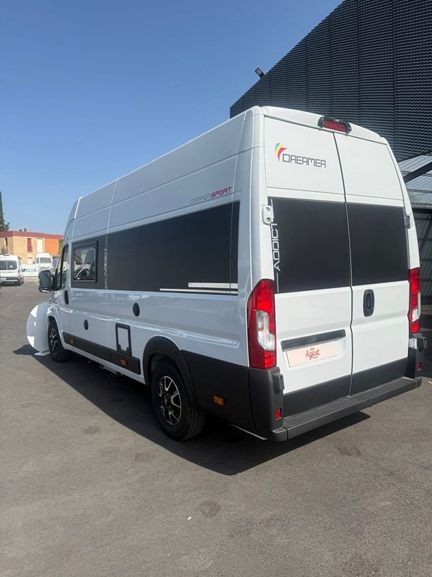 FOURGON DREAMER CAMPER SPORT FUN