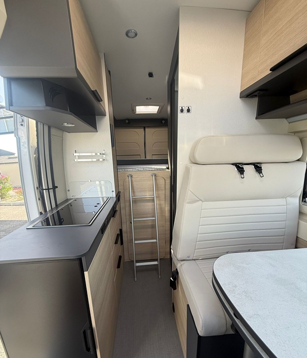 FOURGON DREAMER CAMPER SPORT FUN