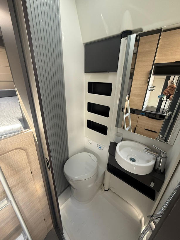 FOURGON DREAMER CAMPER SPORT FUN