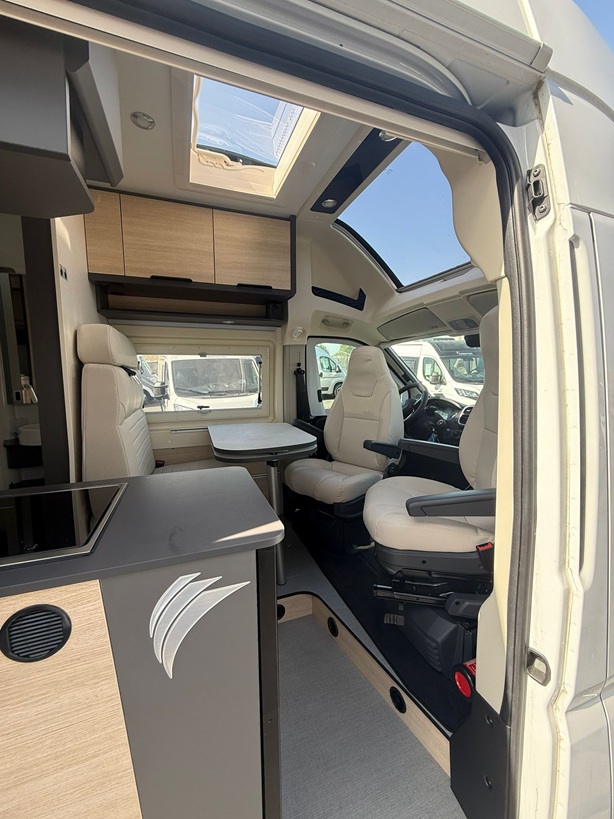 FOURGON DREAMER CAMPER SPORT FUN