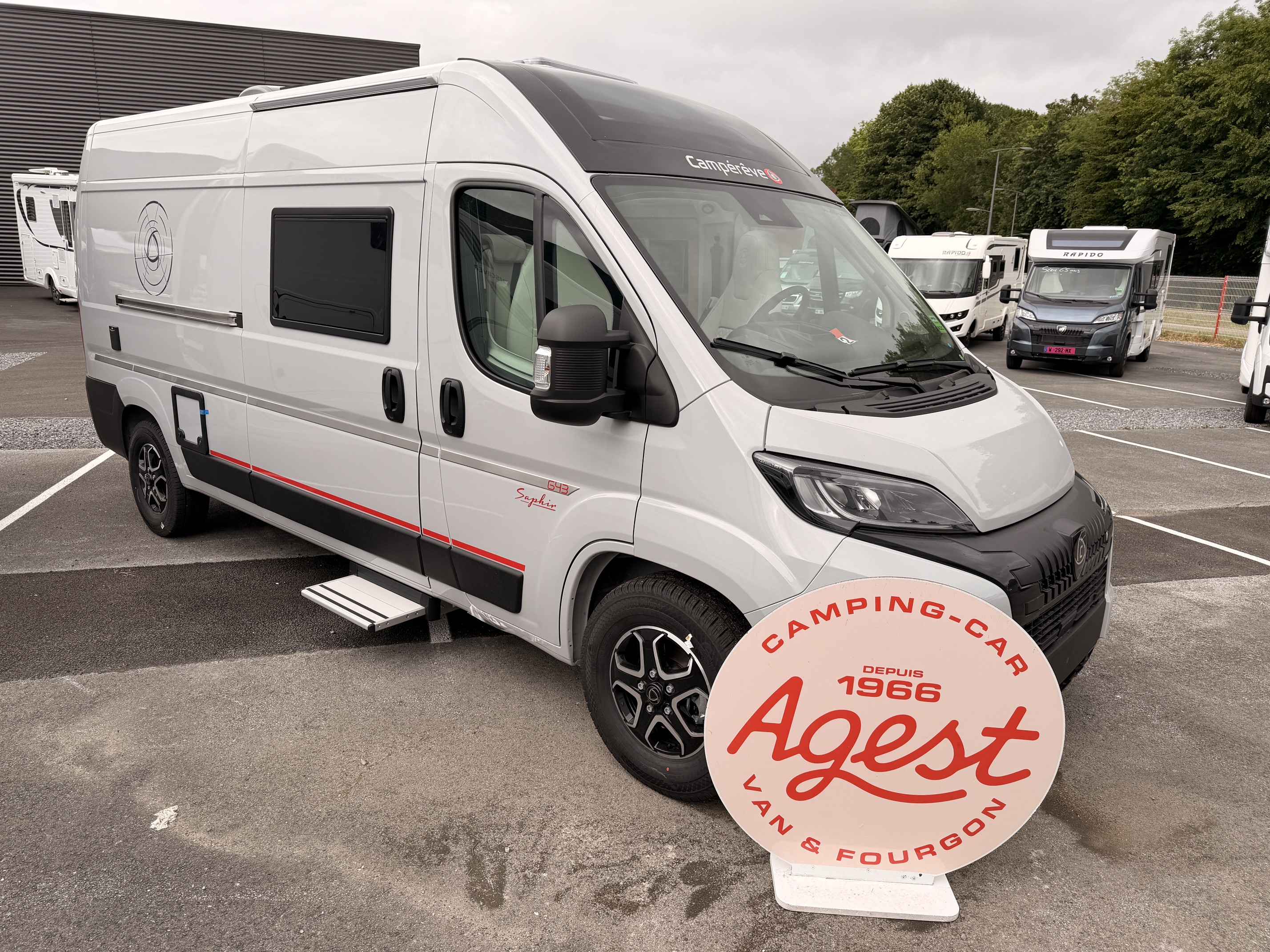 FOURGON CAMPEREVE MAGELLAN 643 SAPHIR
