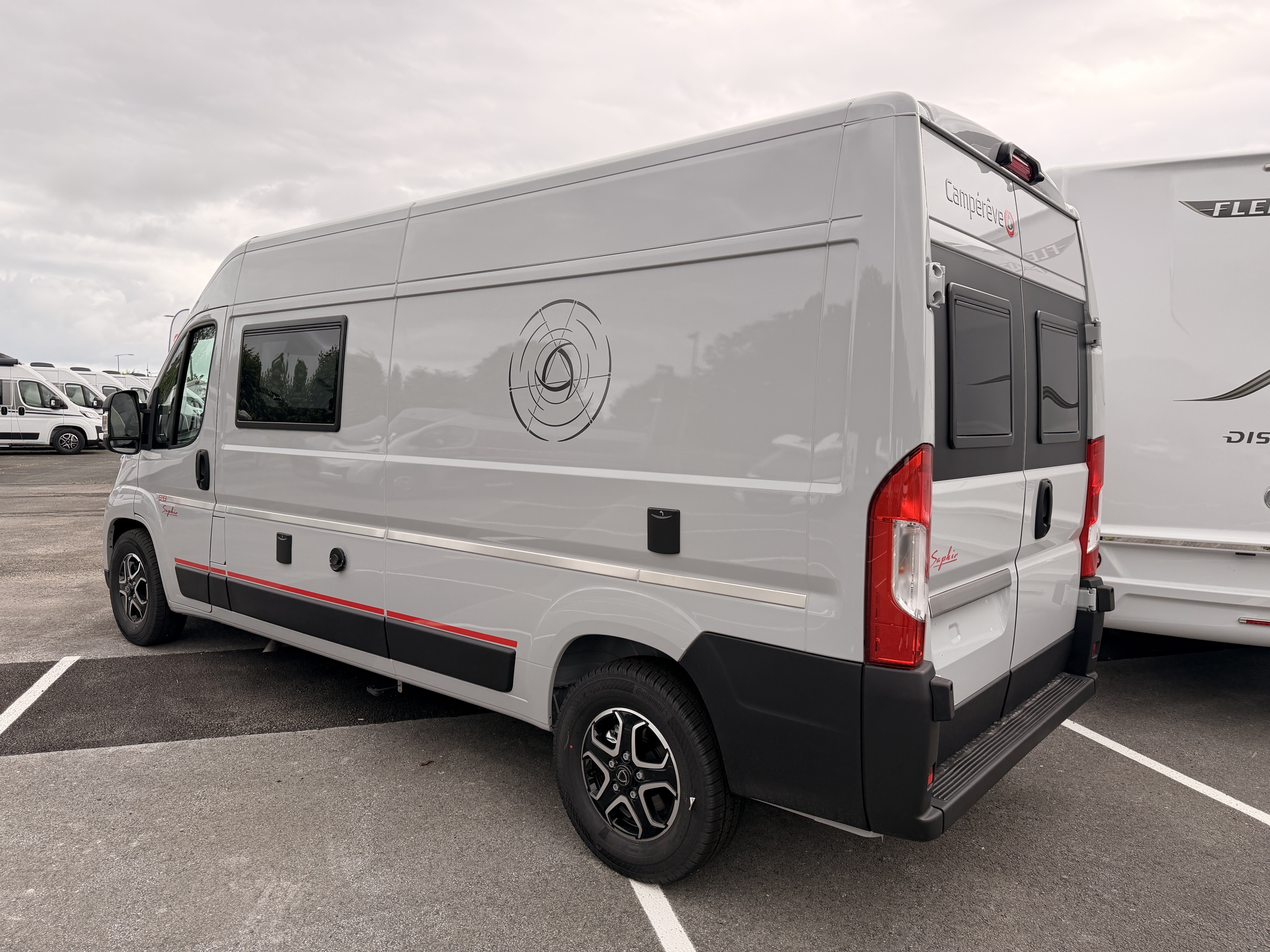 FOURGON CAMPEREVE MAGELLAN 643 SAPHIR