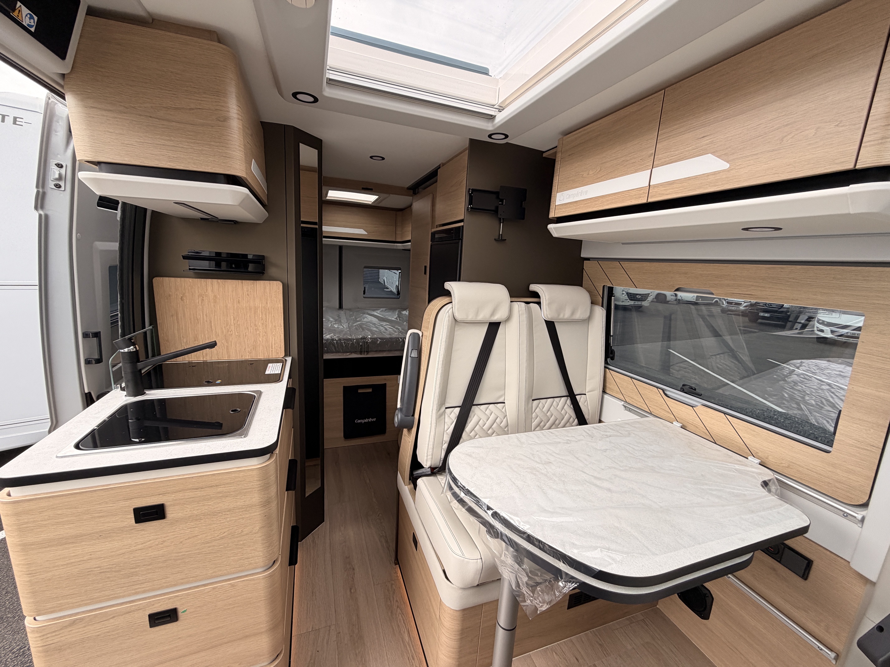 FOURGON CAMPEREVE MAGELLAN 643 SAPHIR