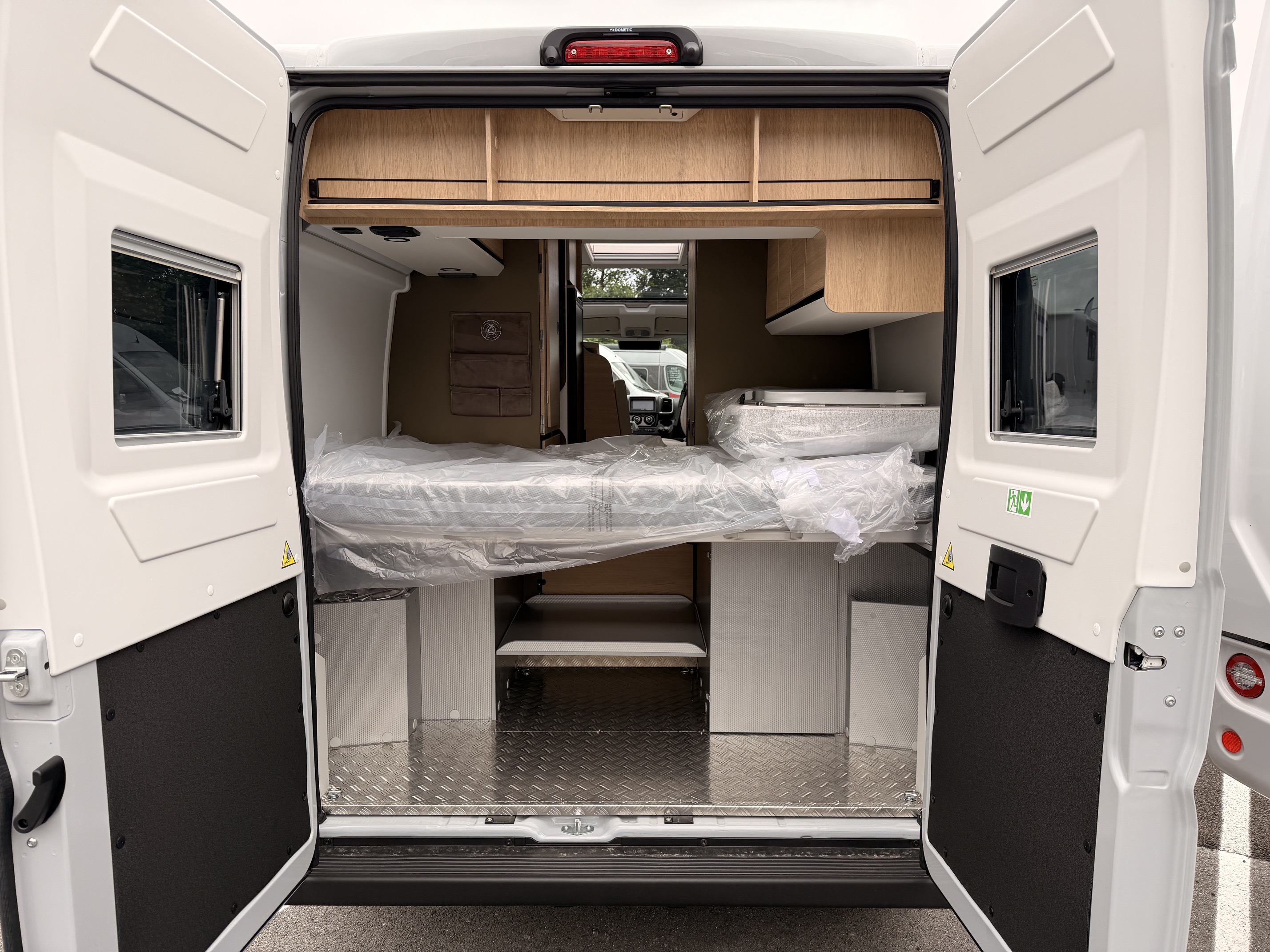 FOURGON CAMPEREVE MAGELLAN 643 SAPHIR