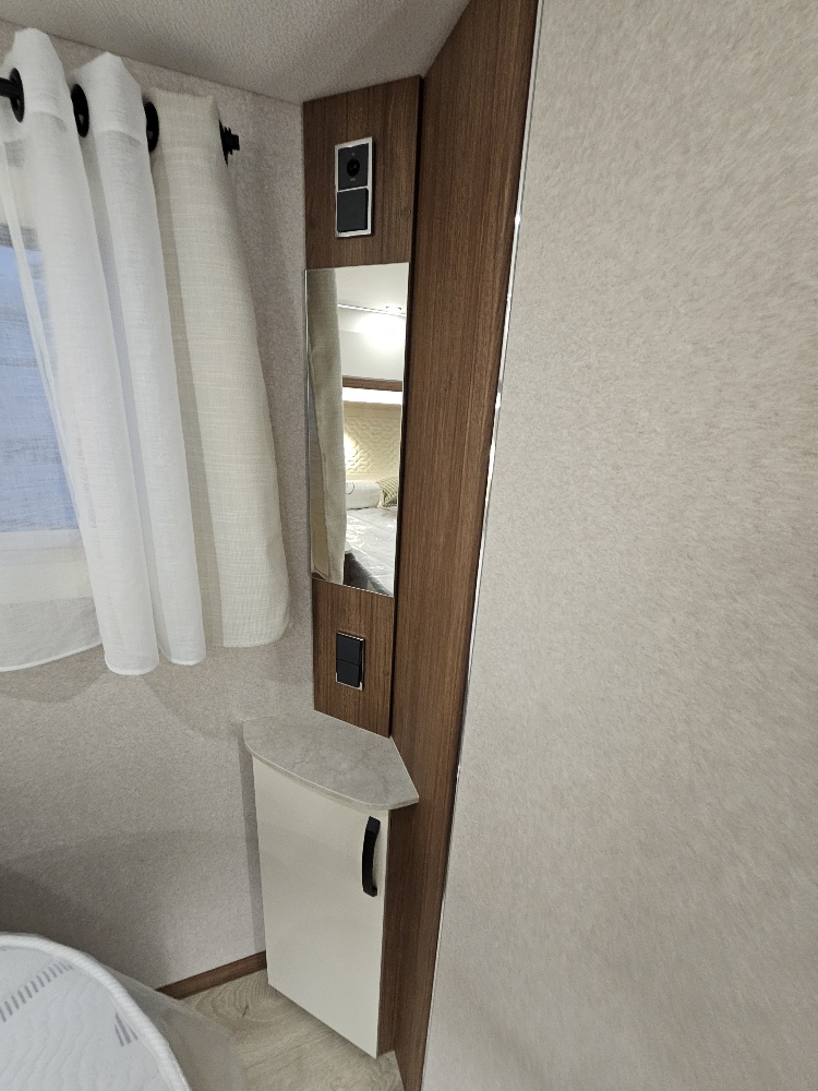 CAMPING CAR FLEURETTE DISCOVER 75LMF WELLNESS