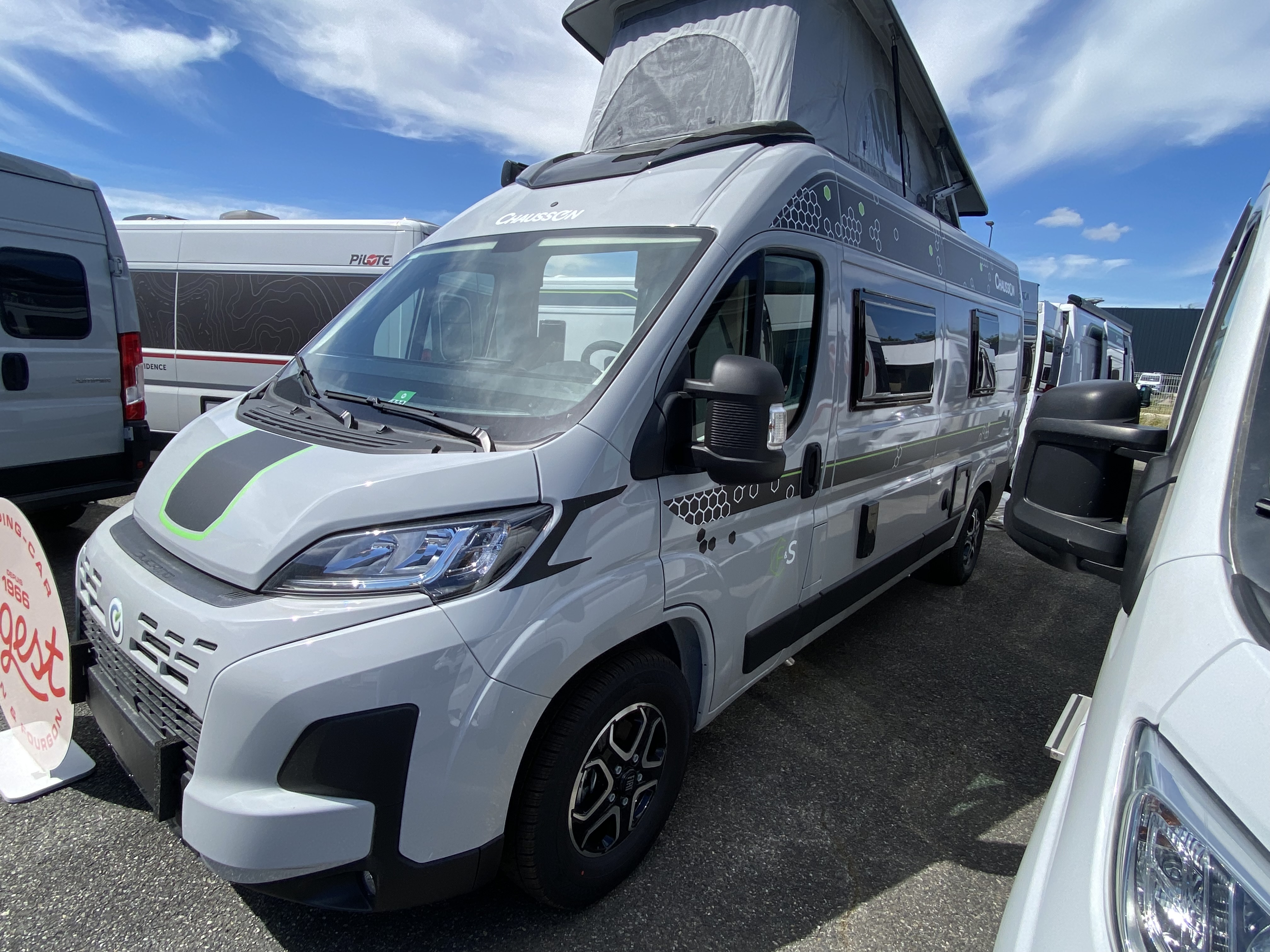 FOURGON CHAUSSON F&S SPORT LINE