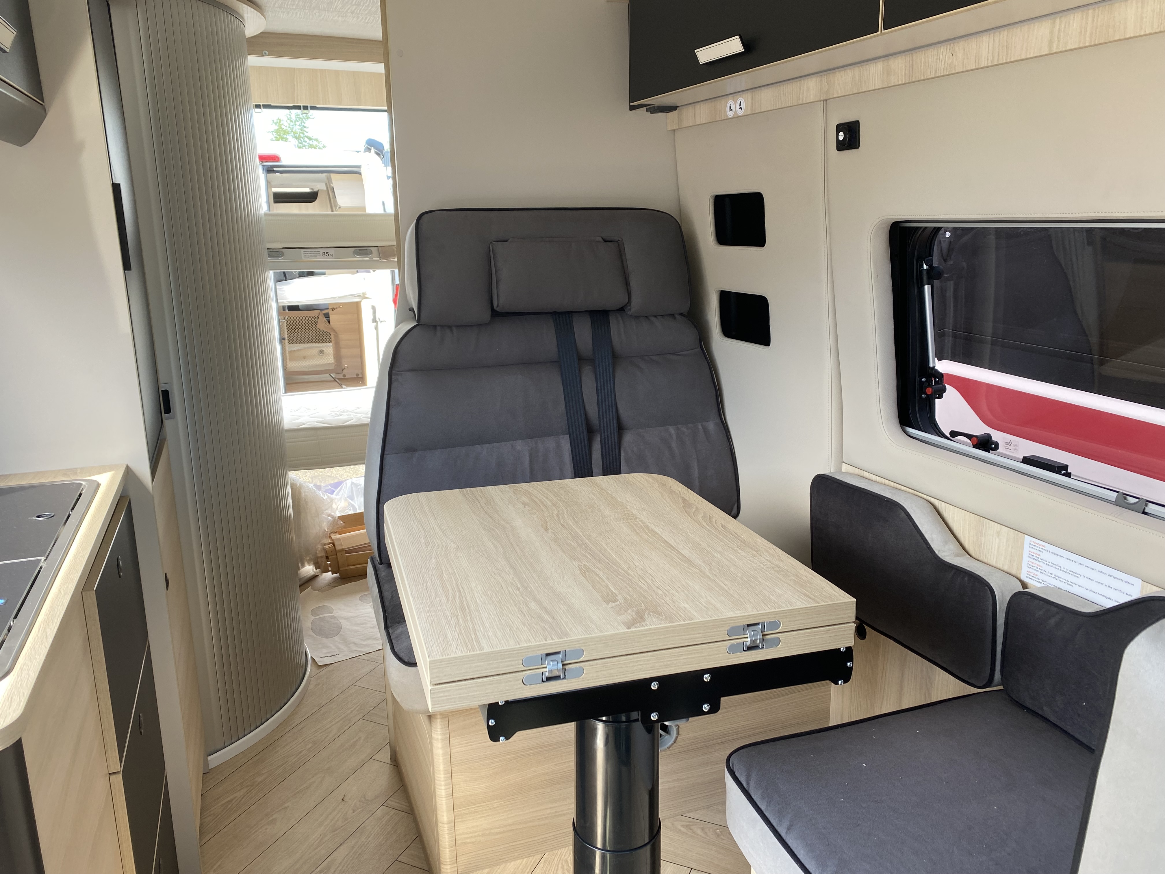 FOURGON CHAUSSON F&S SPORT LINE