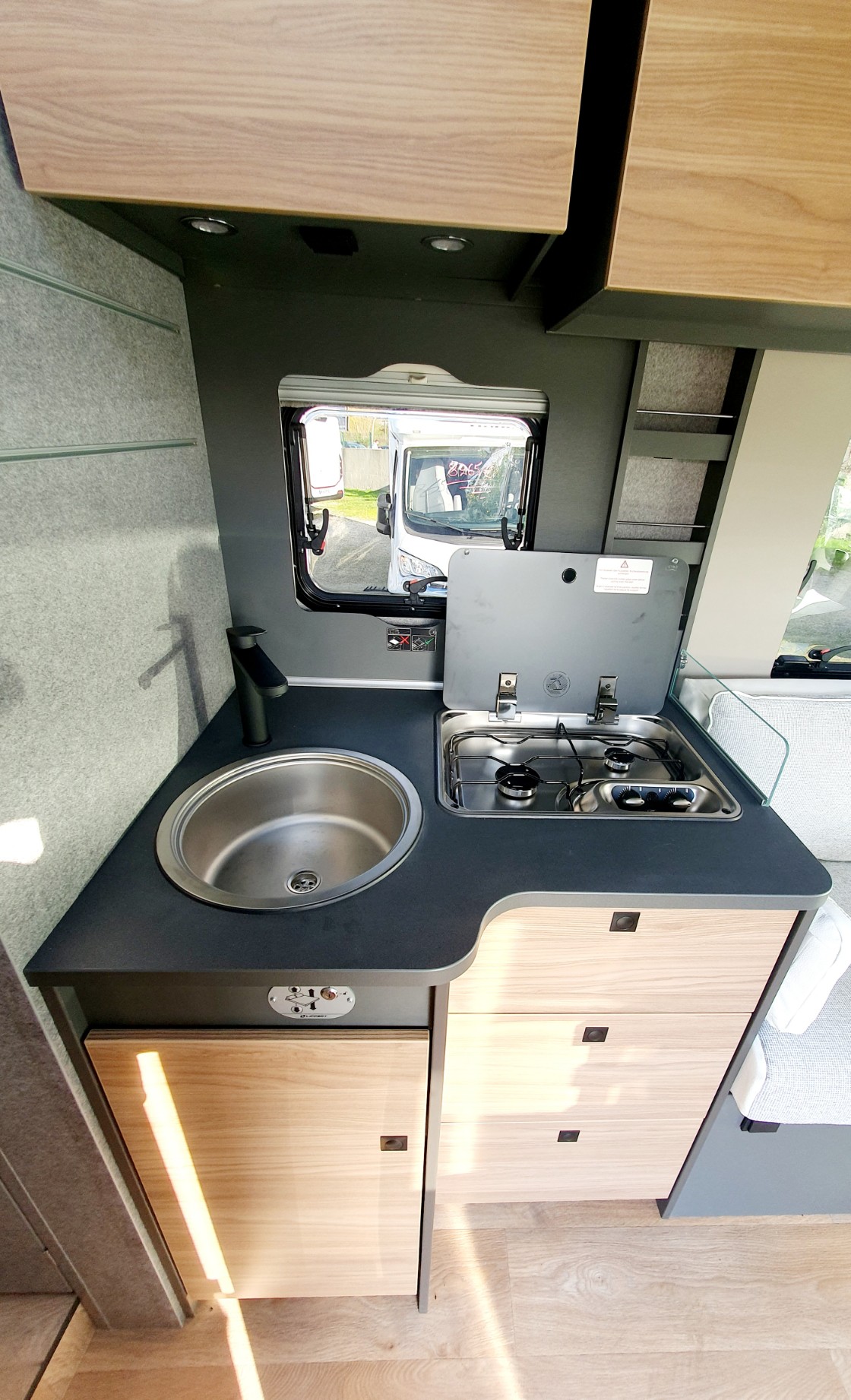 CAMPING CAR DETHLEFFS TREND T7057 DBL