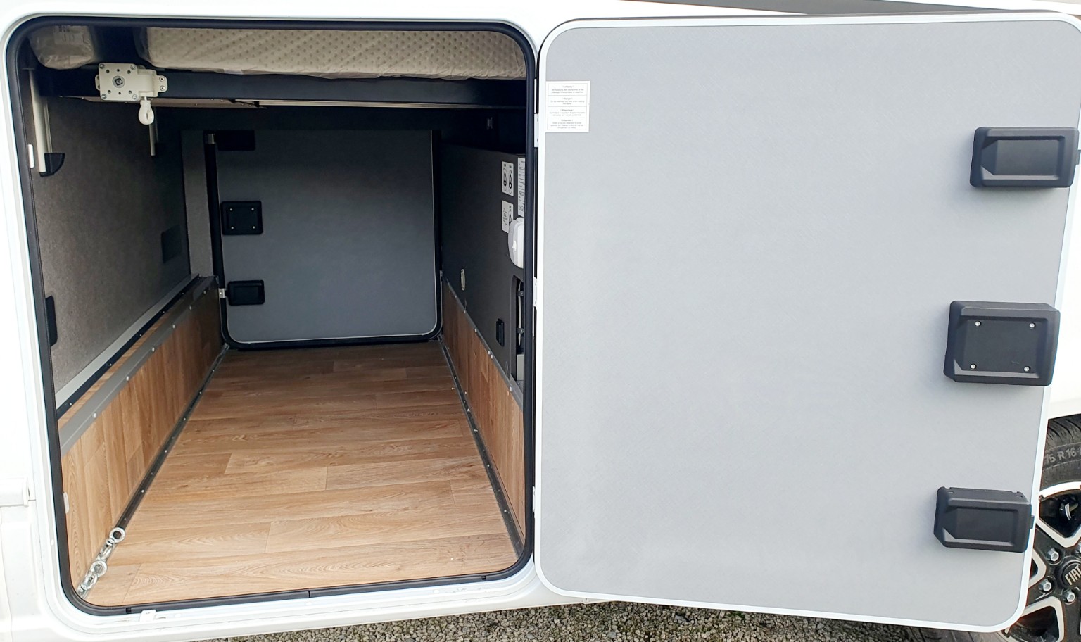 CAMPING CAR DETHLEFFS TREND T7057 DBL