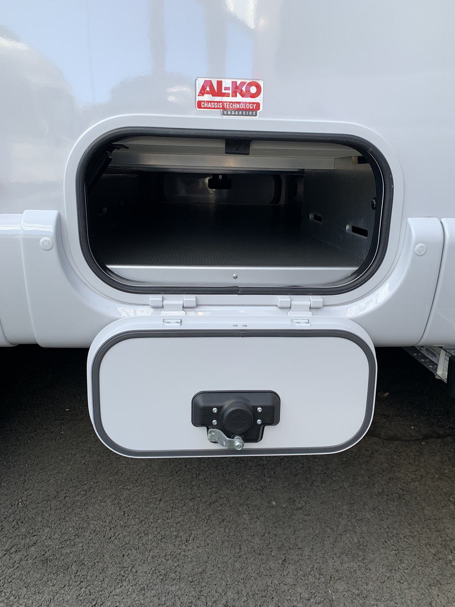 CAMPING CAR RAPIDO I 96 M