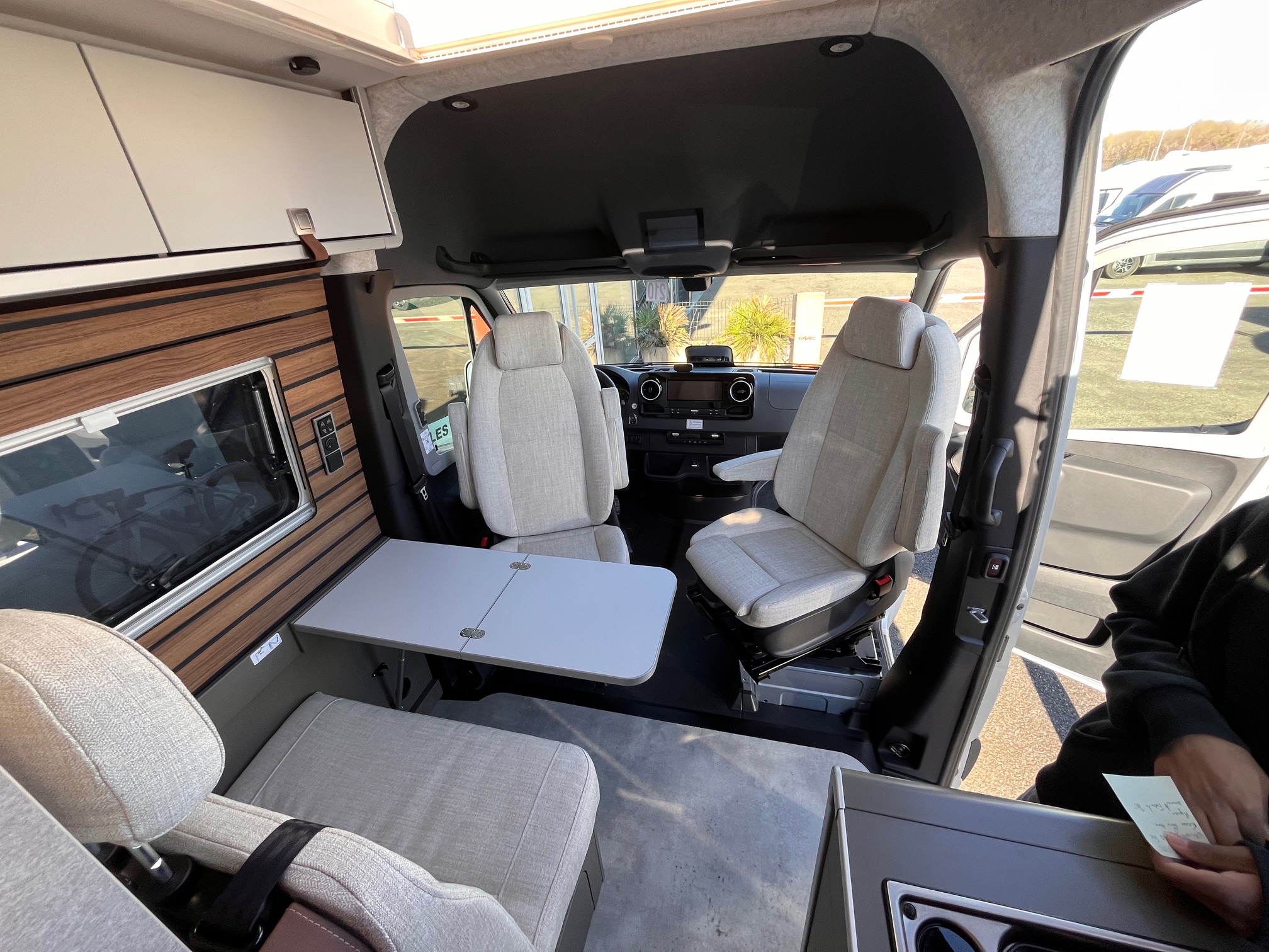 FOURGON HYMER CAMPER VANS GRAND CANYON S