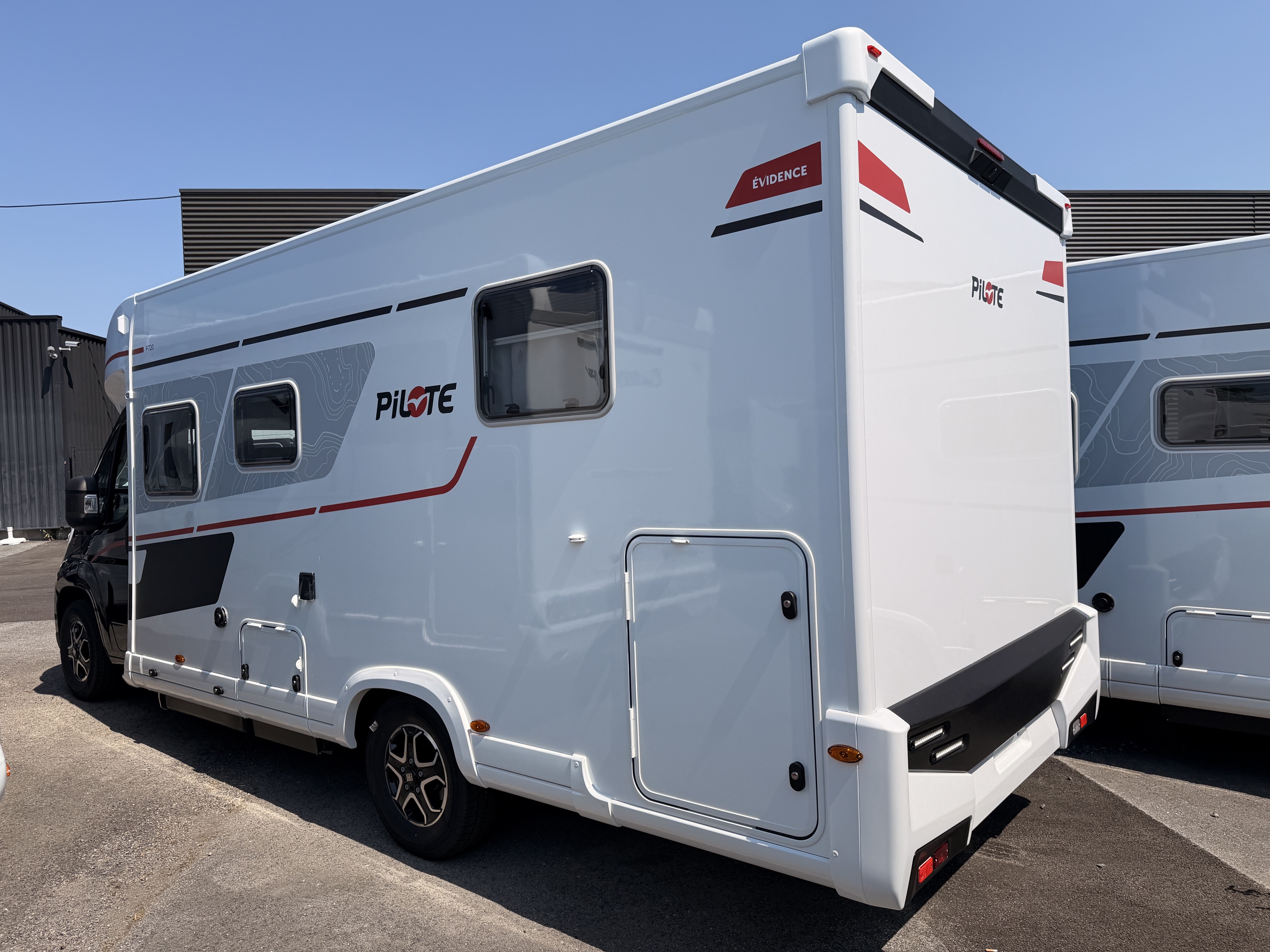 CAMPING CAR PILOTE P720FC EVIDENCE