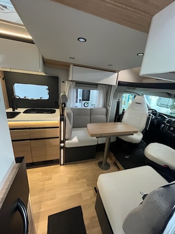 CAMPING CAR PILOTE P740 FC EVIDENCE