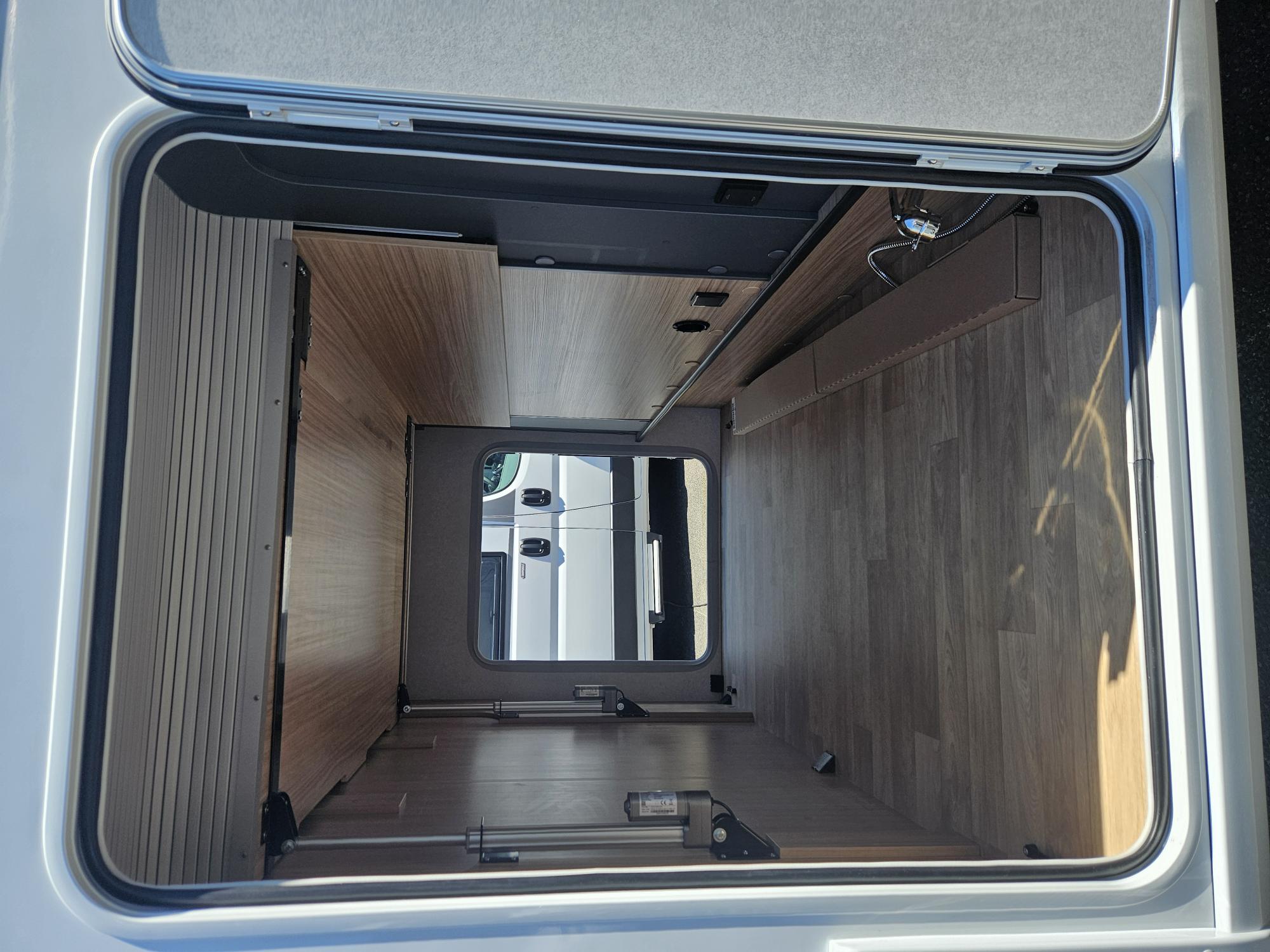 CAMPING CAR PILOTE P740 FC EVIDENCE
