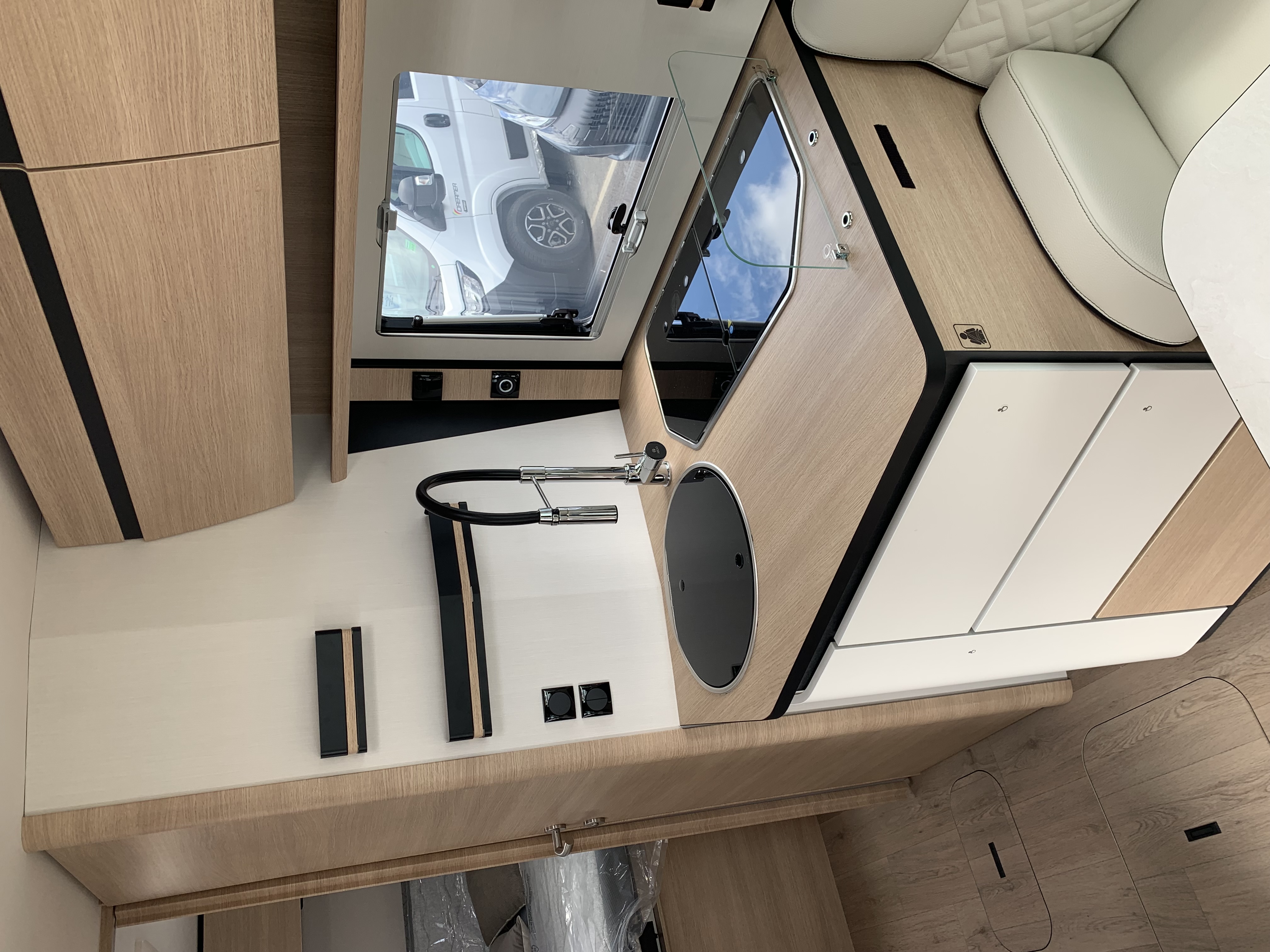 CAMPING CAR RAPIDO 8096 DF
