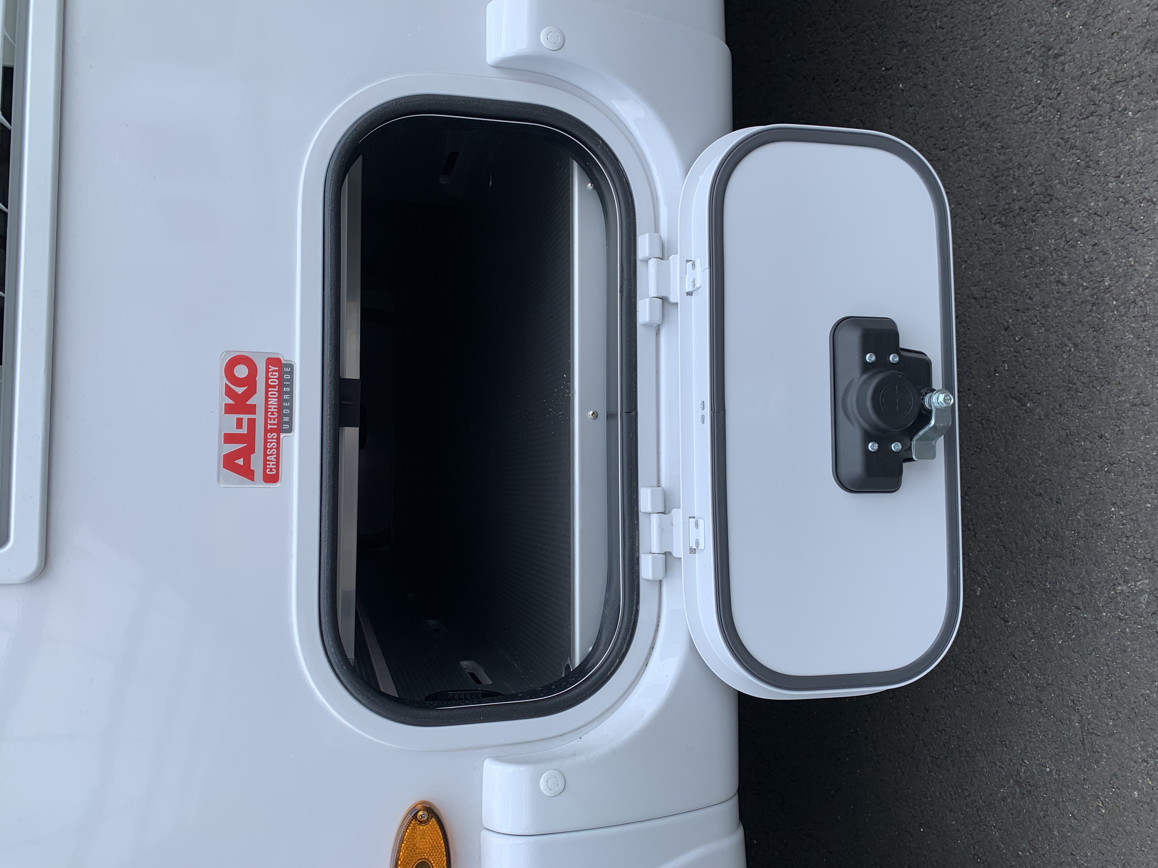 CAMPING CAR RAPIDO 8096 DF