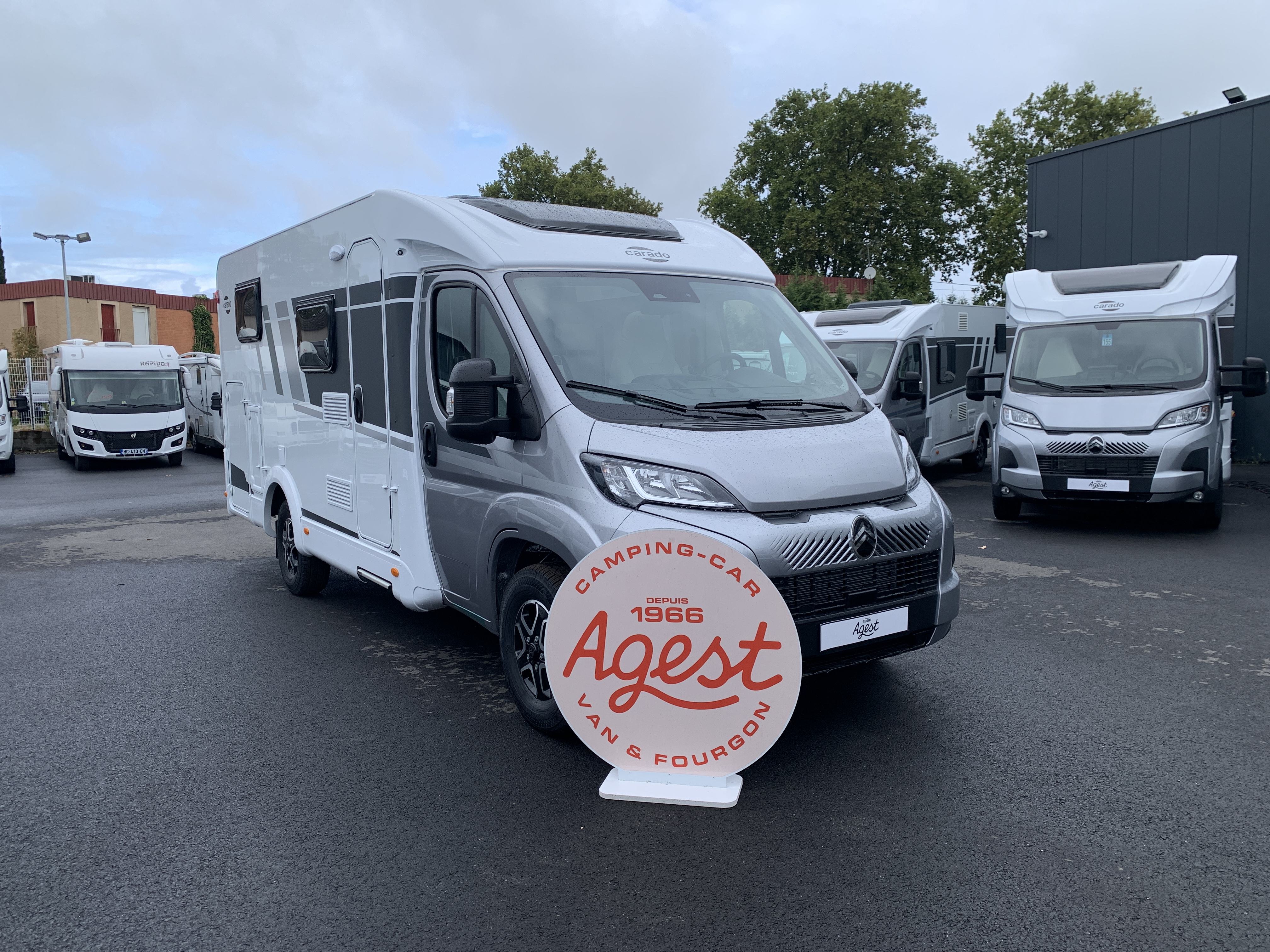 CAMPING CAR CARADO V337 PRO+ 20ANS