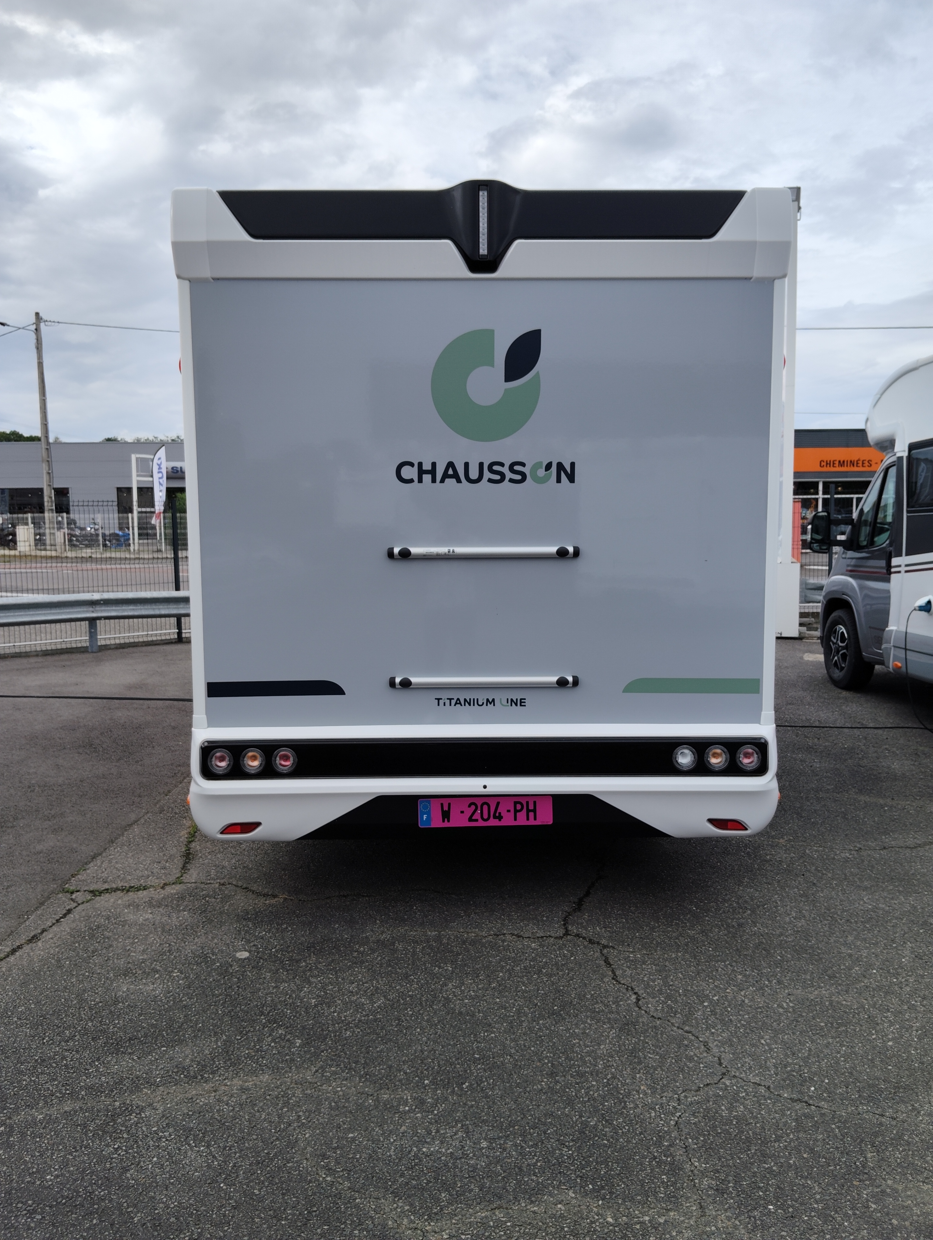 CAMPING CAR CHAUSSON 798 TITANIUM LINE