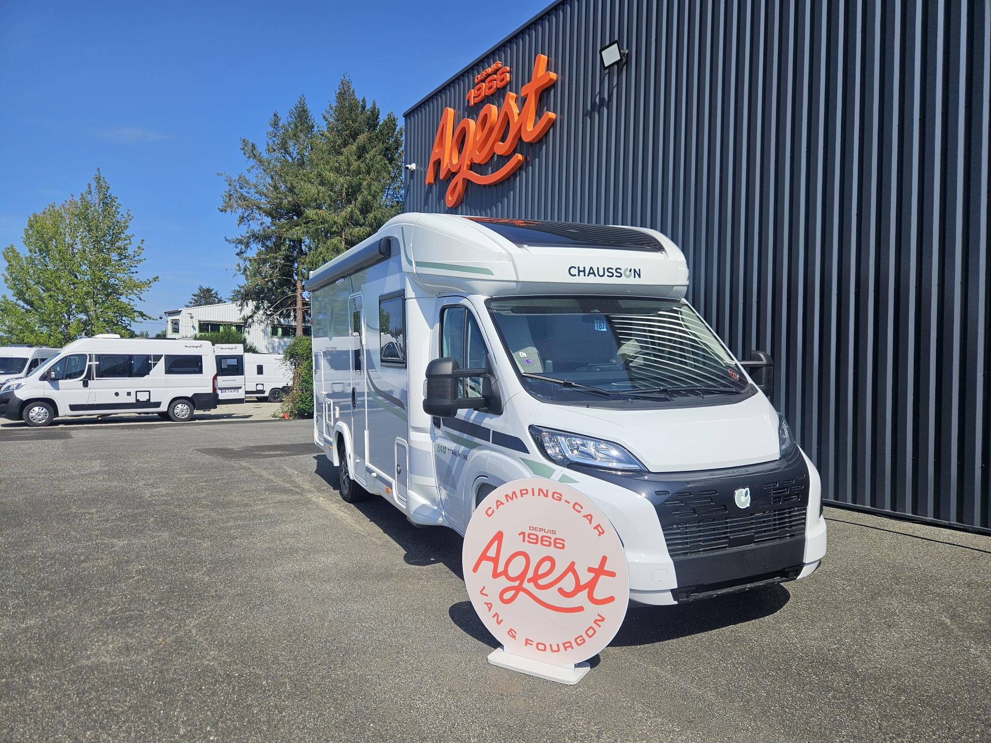 CAMPING CAR CHAUSSON 640 TITANIUM LINE