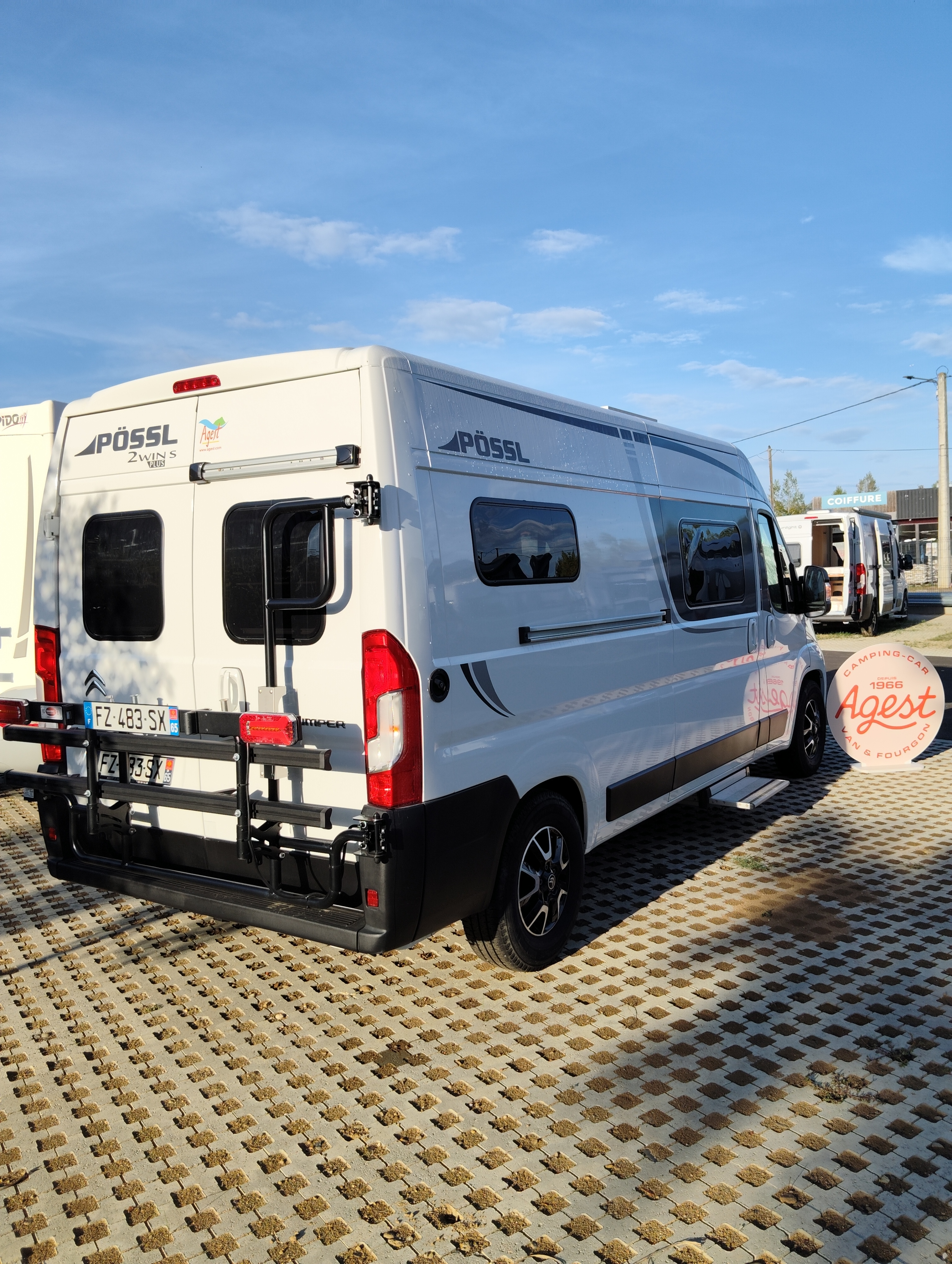 FOURGON POSSL 2 WIN S+
