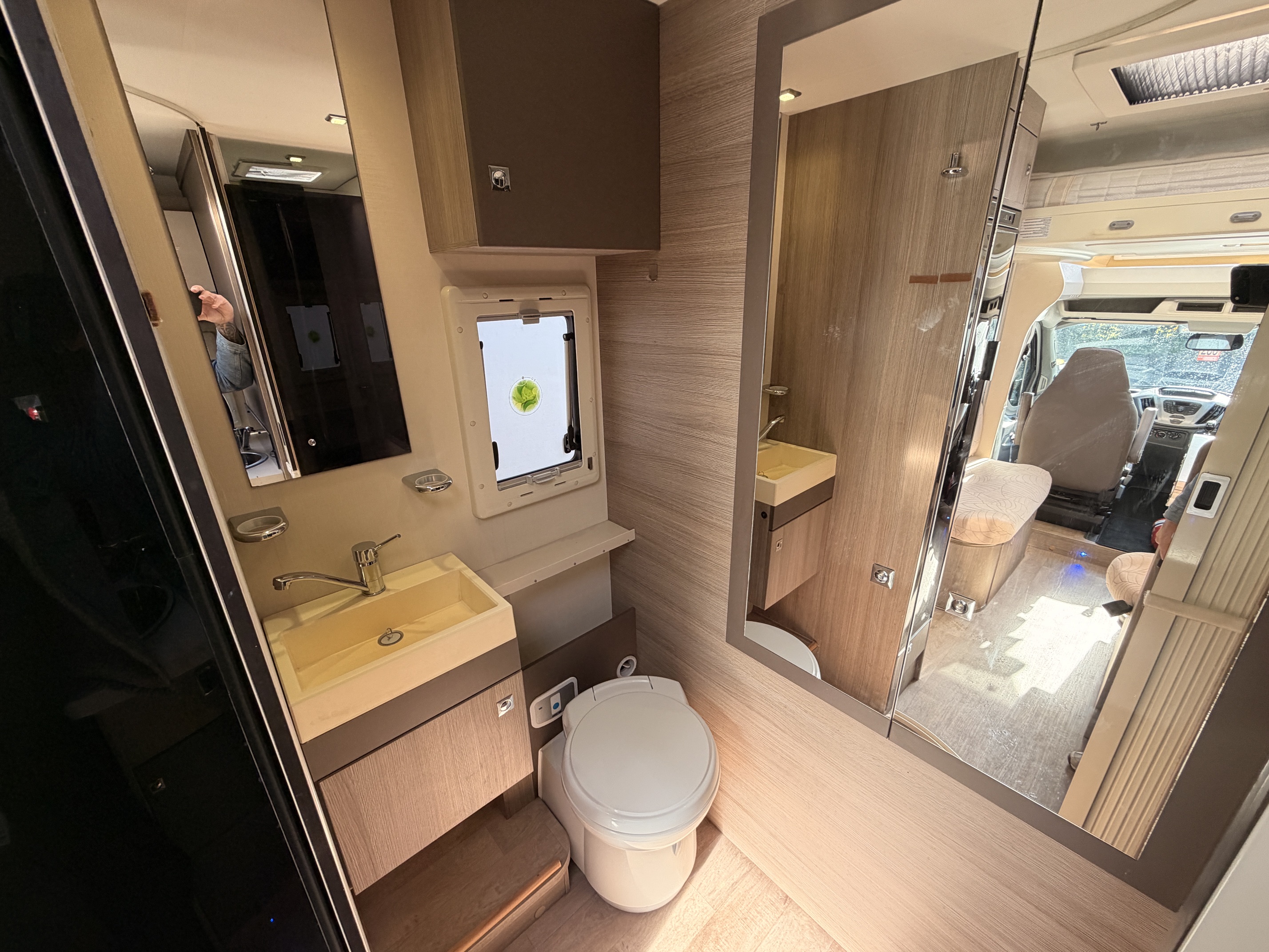 CAMPING CAR CHAUSSON KORUS 530