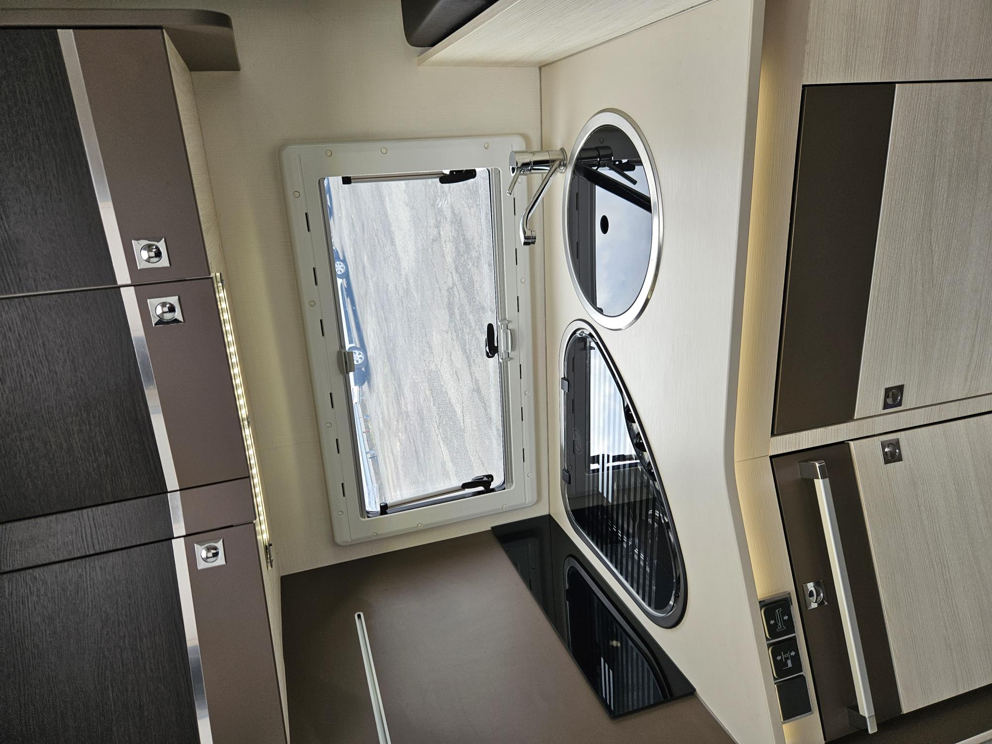 CAMPING CAR CHAUSSON 610 WELCOME