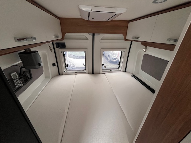 FOURGON PILOTE V600G EDITION SPECIALE