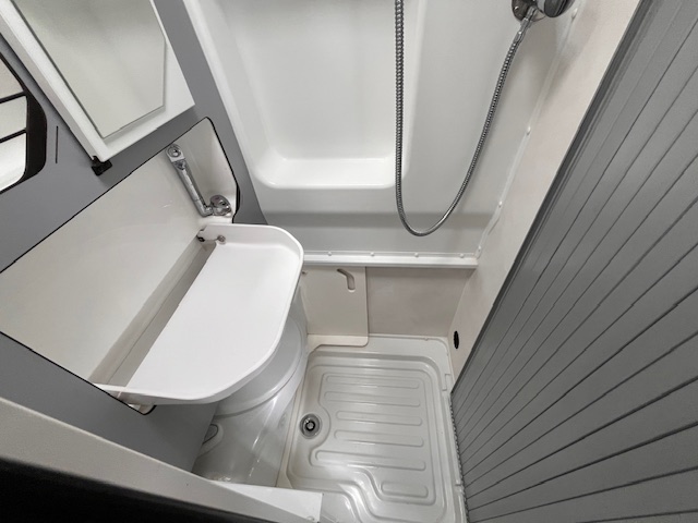 FOURGON PILOTE V600G EDITION SPECIALE