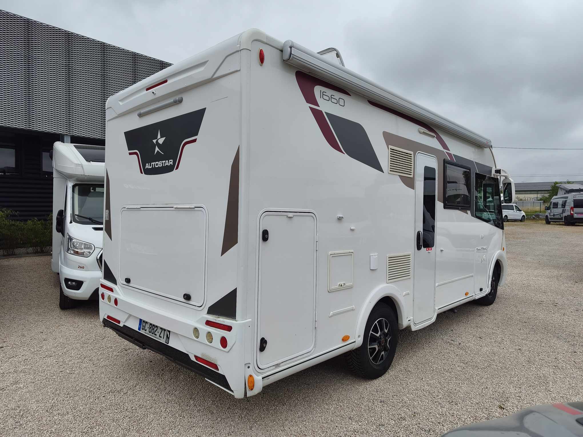 CAMPING CAR AUTOSTAR I 660 PRIVILEGE