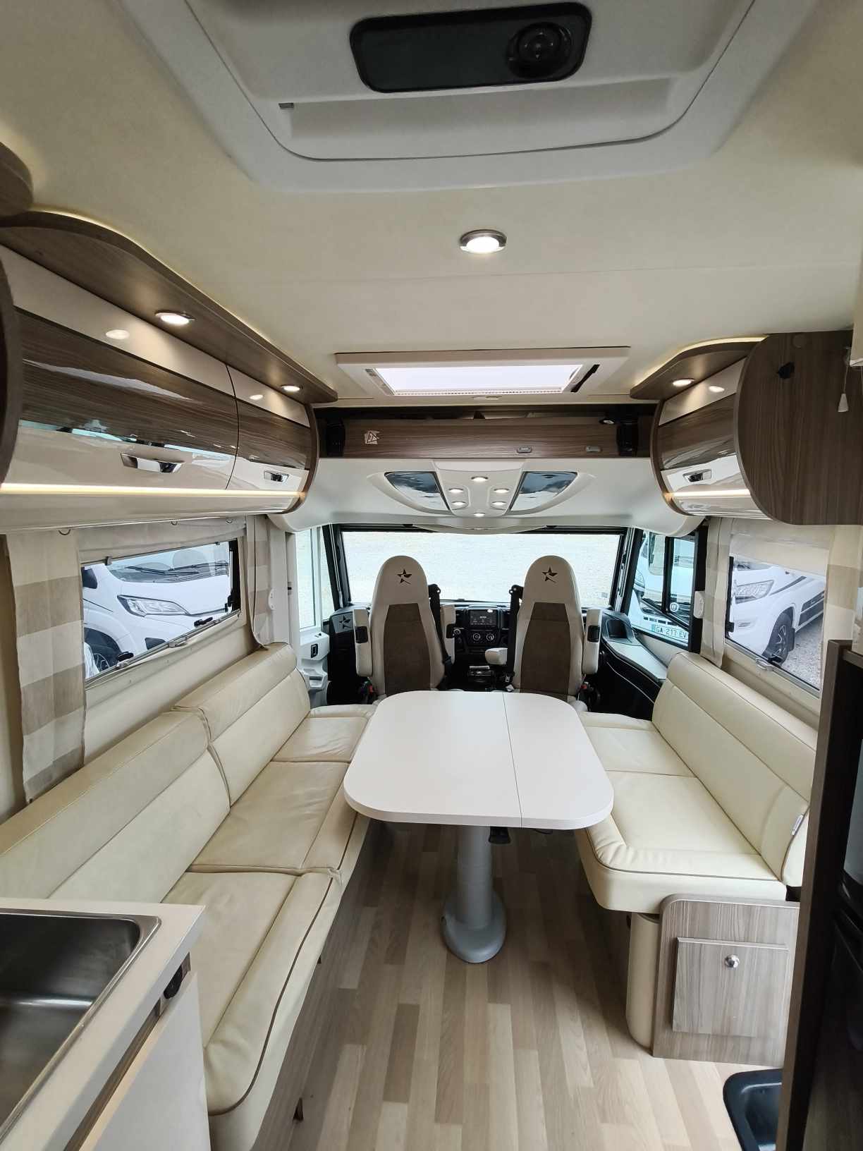 CAMPING CAR AUTOSTAR I 660 PRIVILEGE
