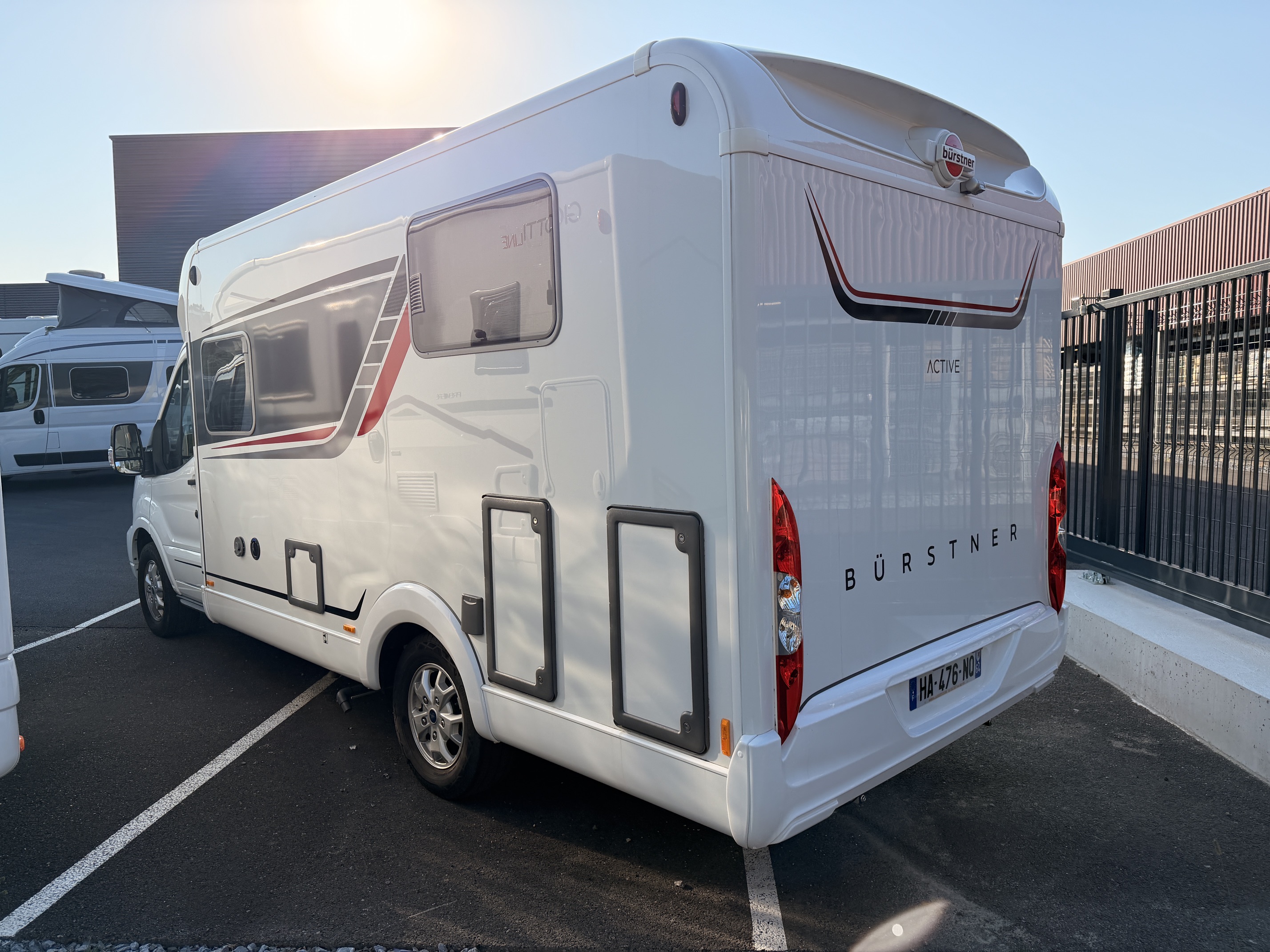 CAMPING CAR BURSTNER LINEO T 620 G