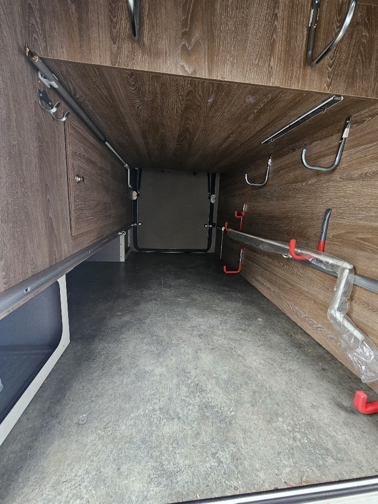 CAMPING CAR LE VOYAGEUR LV 1057