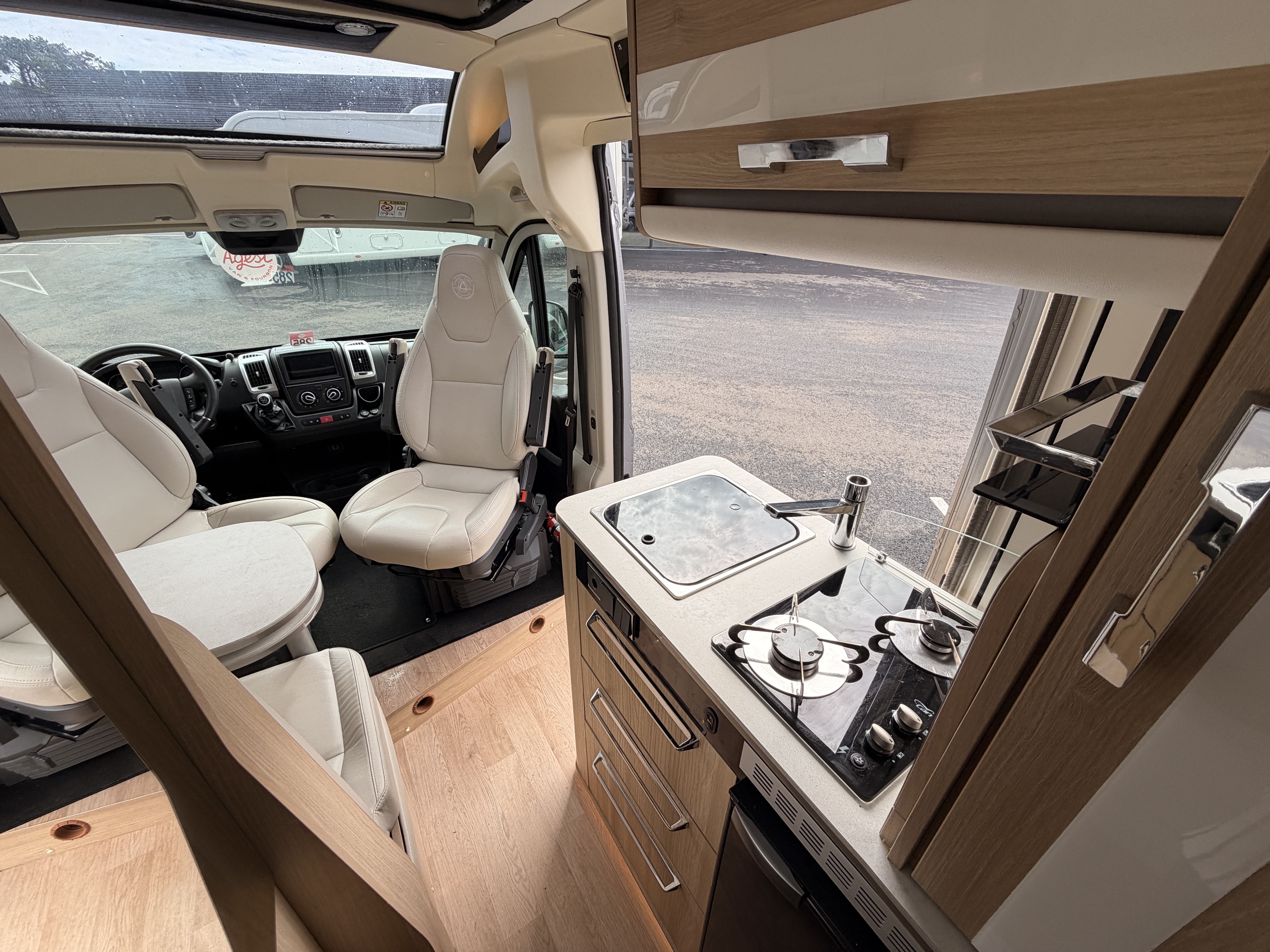 FOURGON CAMPEREVE MAGELLAN 540 AIR