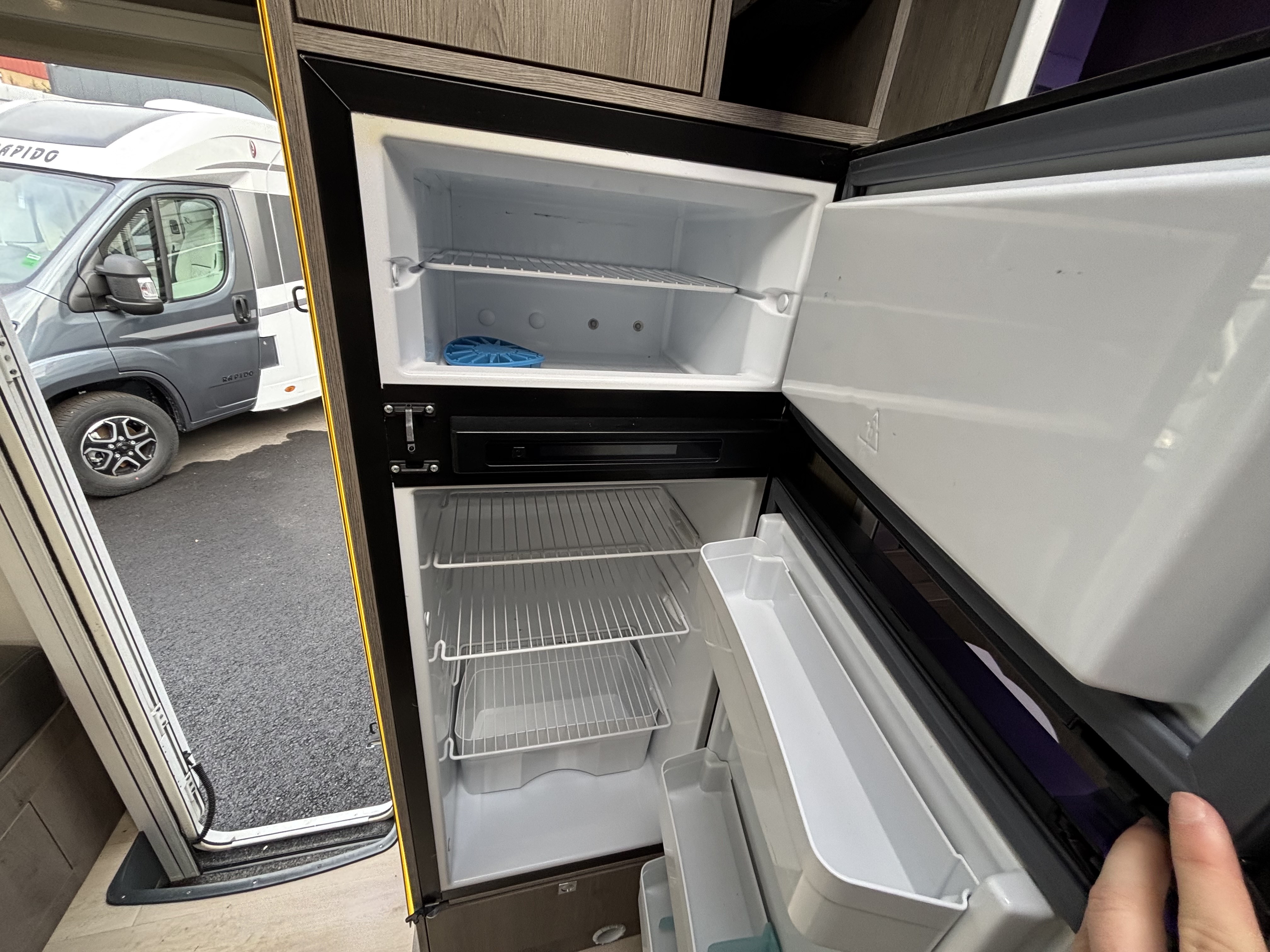 CAMPING CAR CHALLENGER 260 Graphite edition
