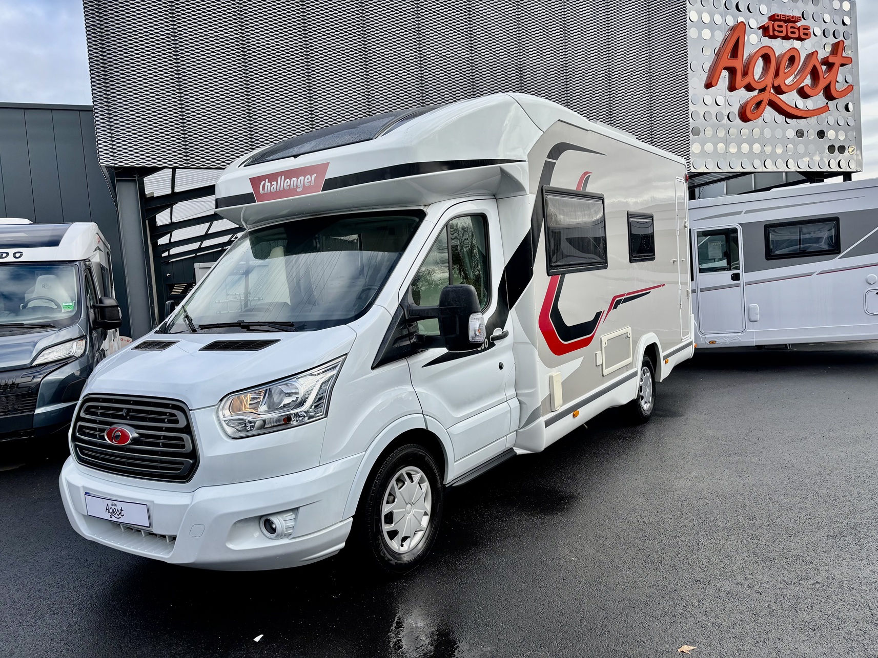 CAMPING CAR CHALLENGER 260 Graphite edition